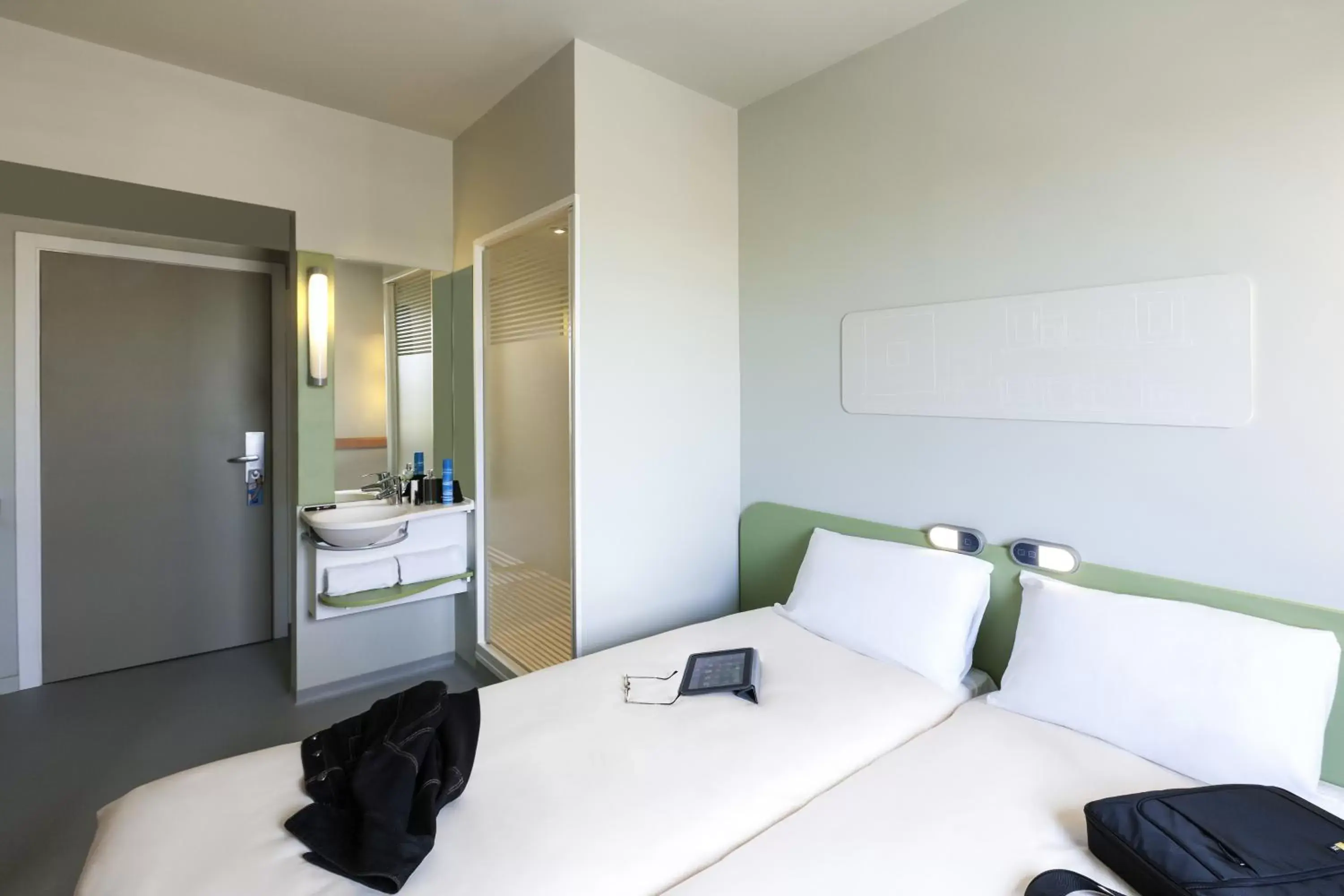 Bedroom, Bed in Ibis Budget Valencia Alcasser Bedroom, Bed in Ibis Budget Valencia Alcasser