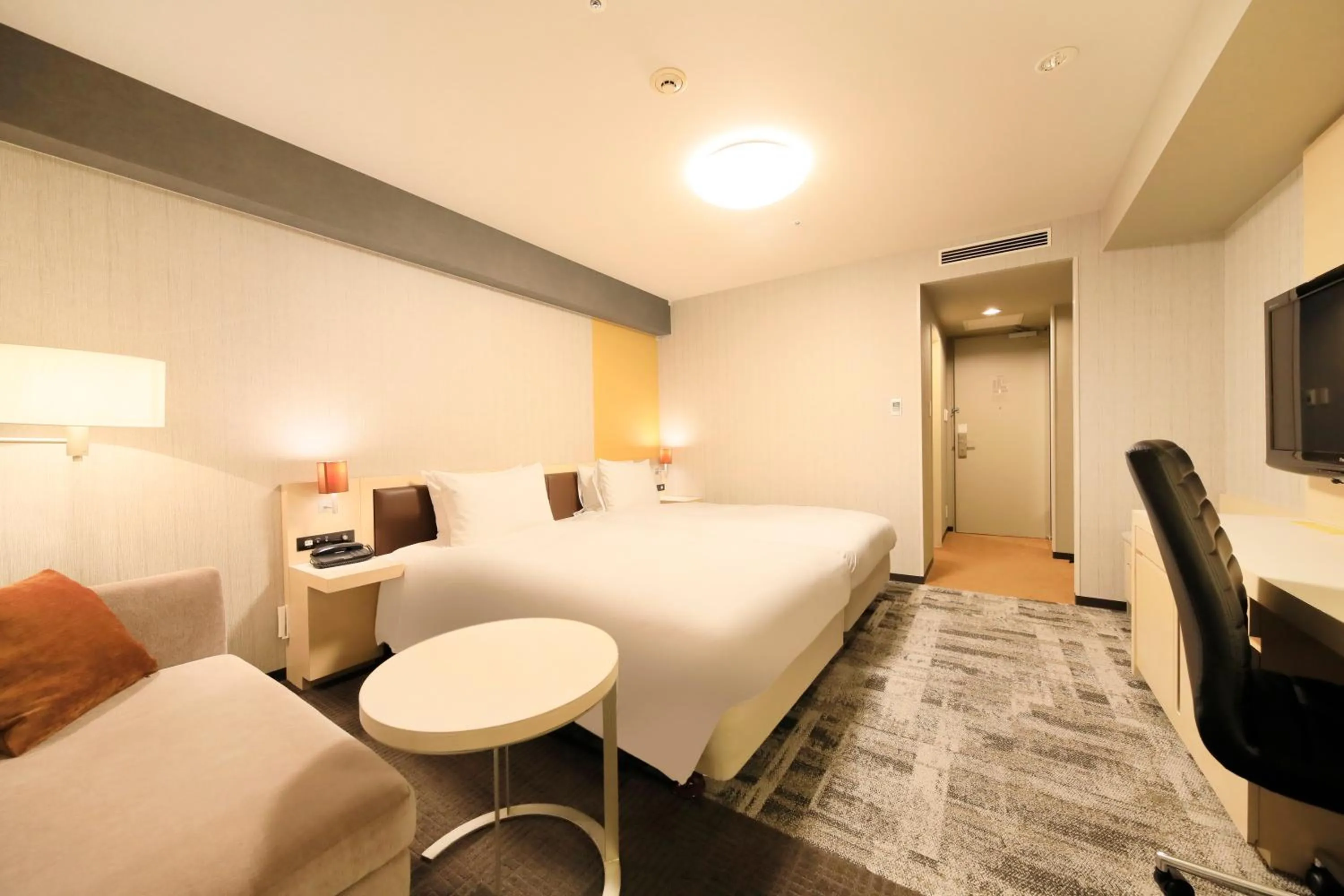 Bed in Richmond Hotel Narita