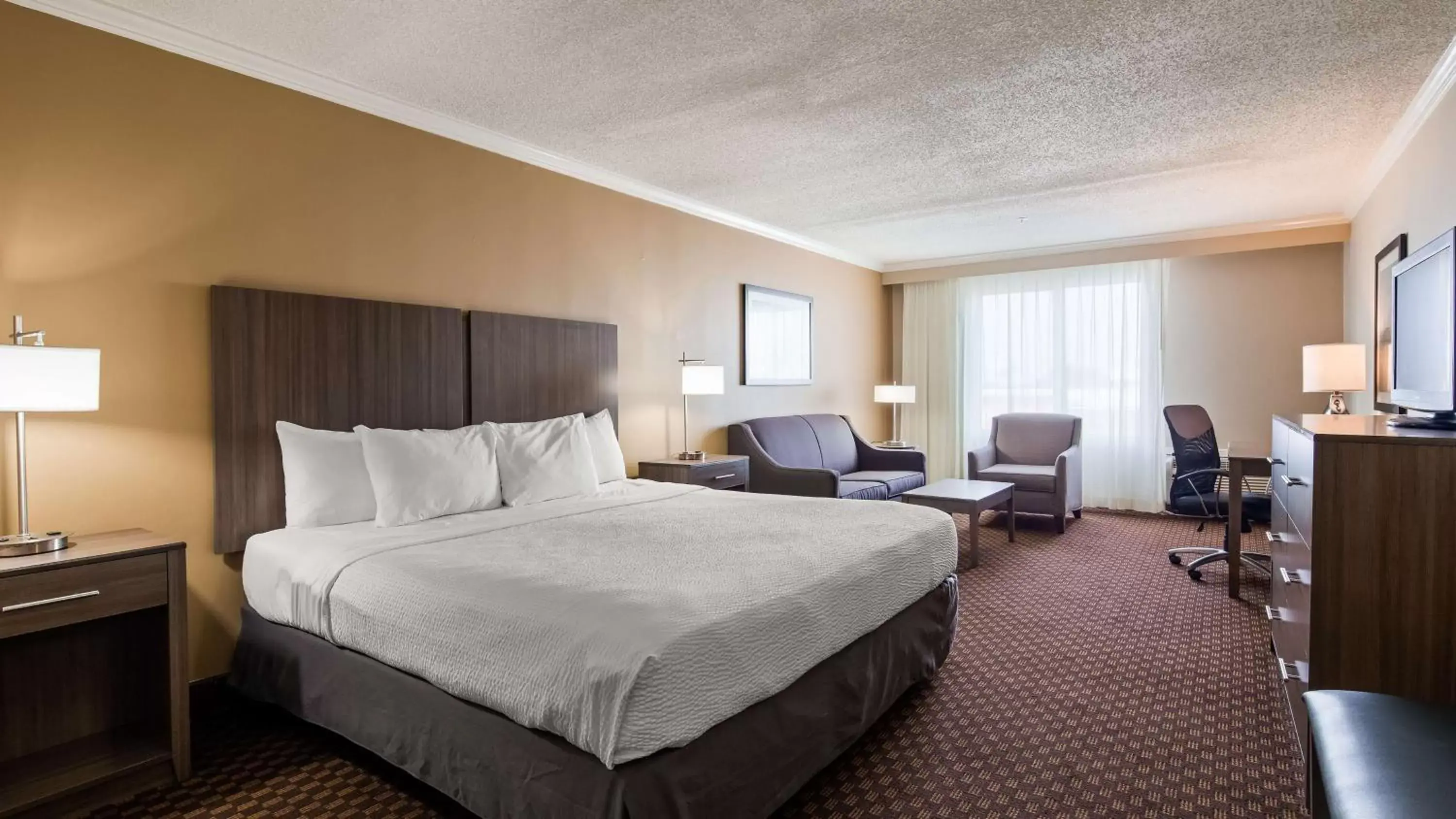 Photo of the whole room in Best Western Ocean City Hotel and Suites