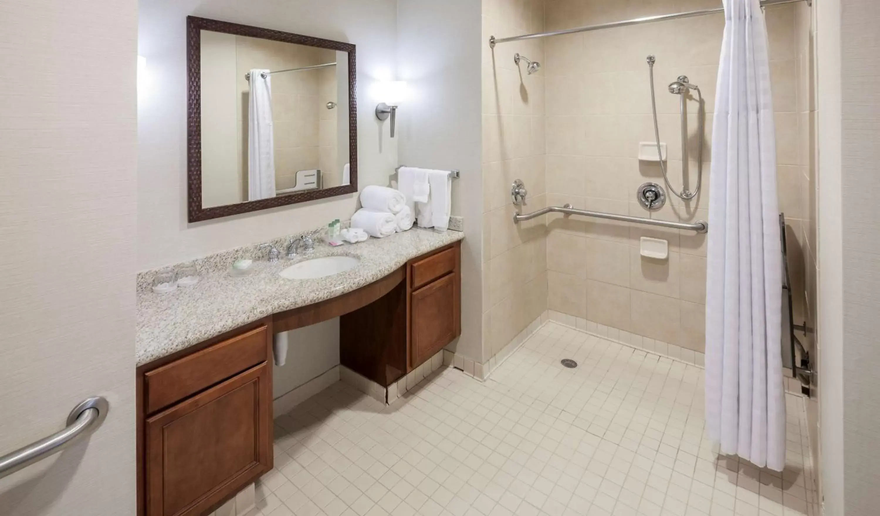 Bathroom in Homewood Suites by Hilton Houston Stafford Sugar Land