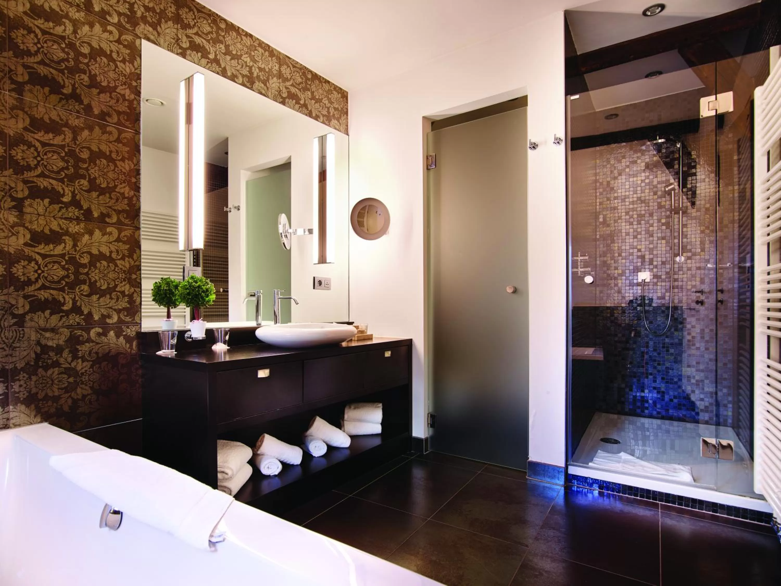 Shower in Van Der Valk Sélys Liège Hotel & Spa