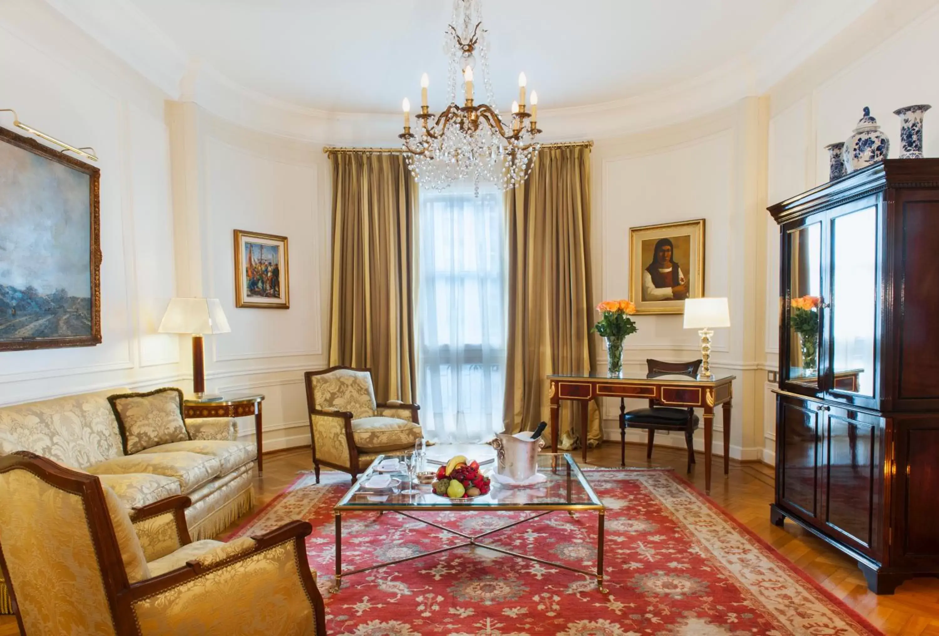 Living room, Seating Area in Alvear Palace Hotel - Leading Hotels of the World