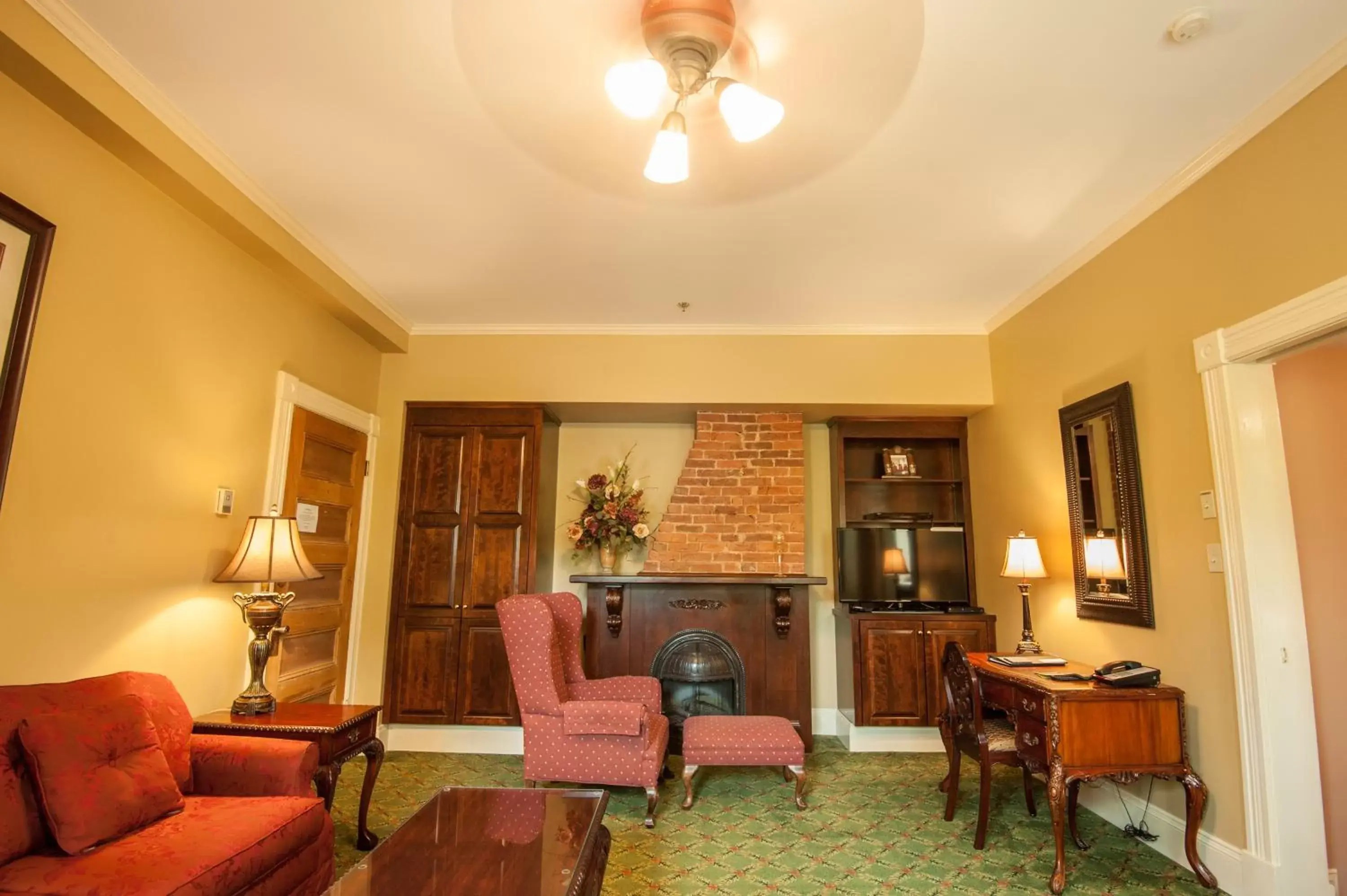 Living room, Seating Area in Dundee Arms Inn