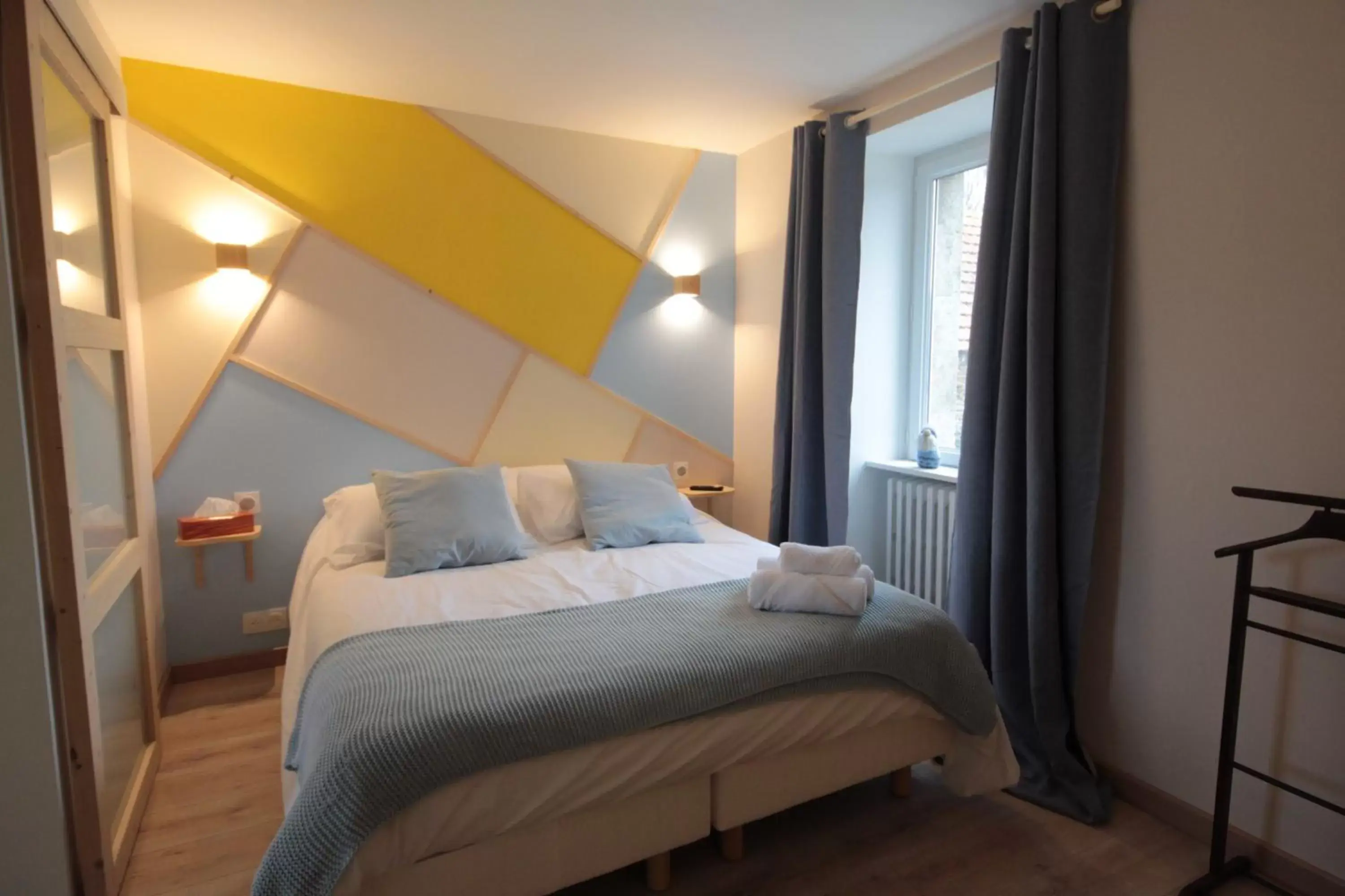 Double Room with Garden View in Le Manoir de Kérofil ** Gîte et chambres d'hôtes ** Double Room with Garden View in Le Manoir de Kérofil ** Gîte et chambres d'hôtes **