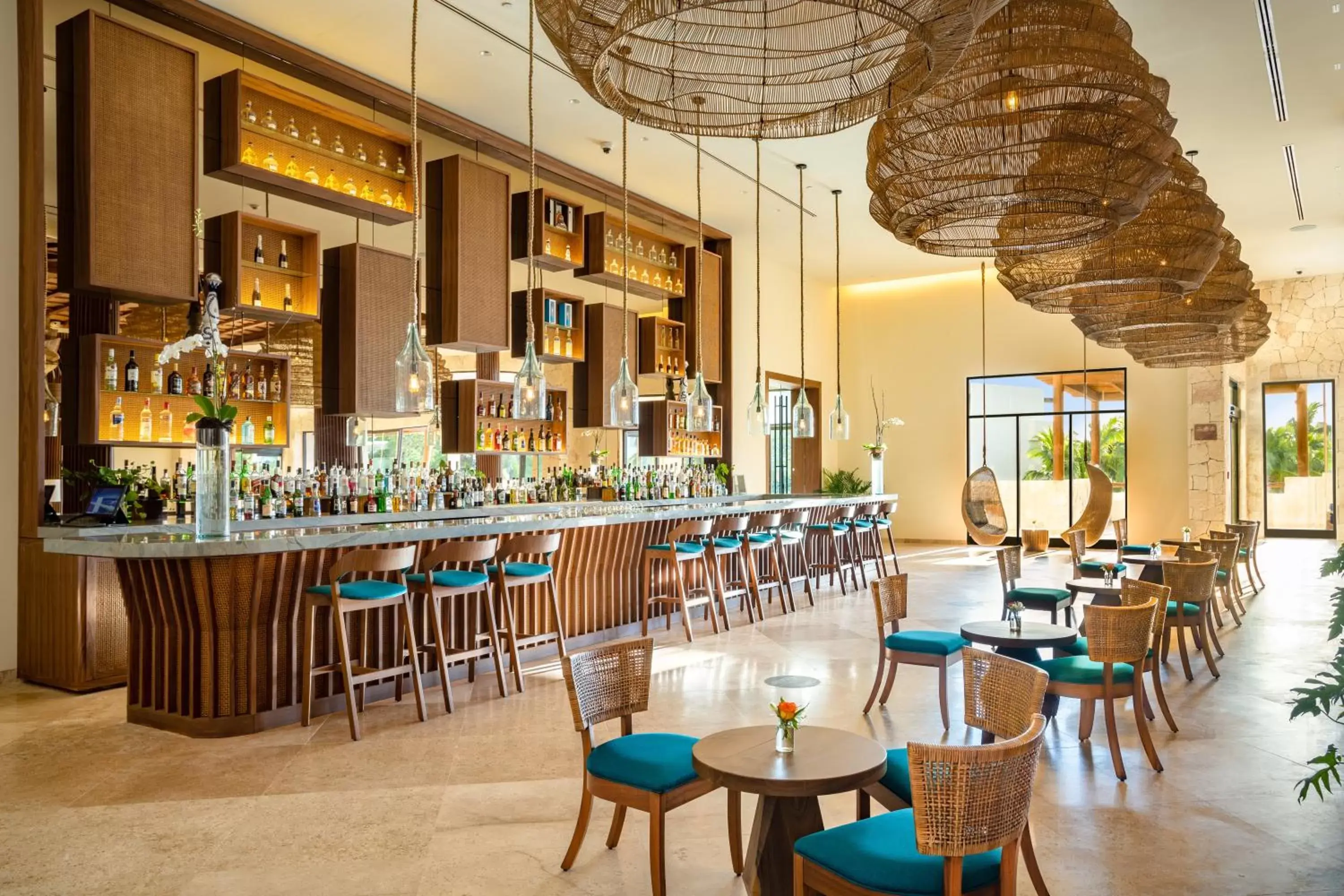 Lounge or bar, Restaurant/Places to Eat in Secrets Maroma Beach Riviera Cancun - Adults only