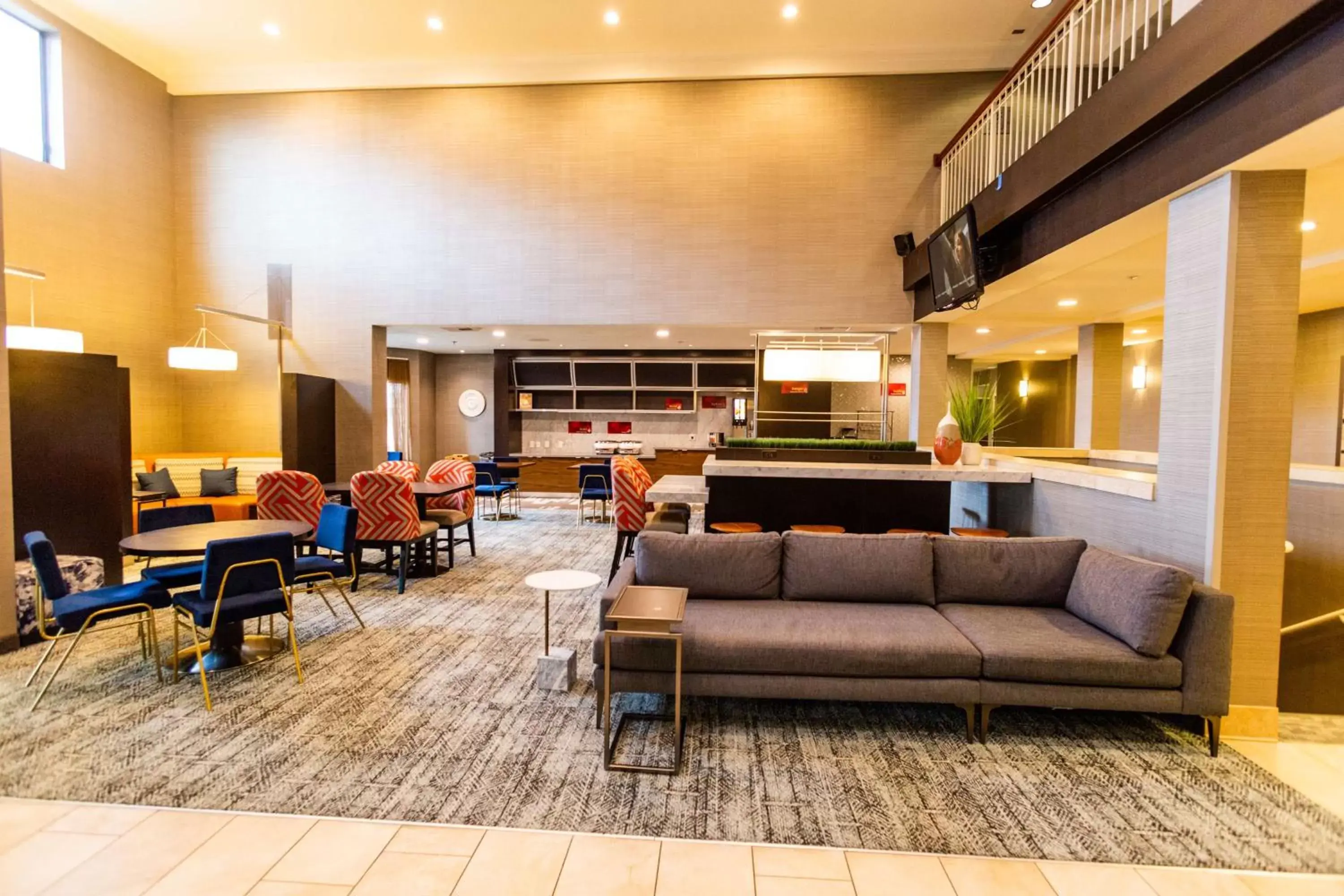 Restaurant/places to eat, Seating Area in Best Western Plus Provo University Inn