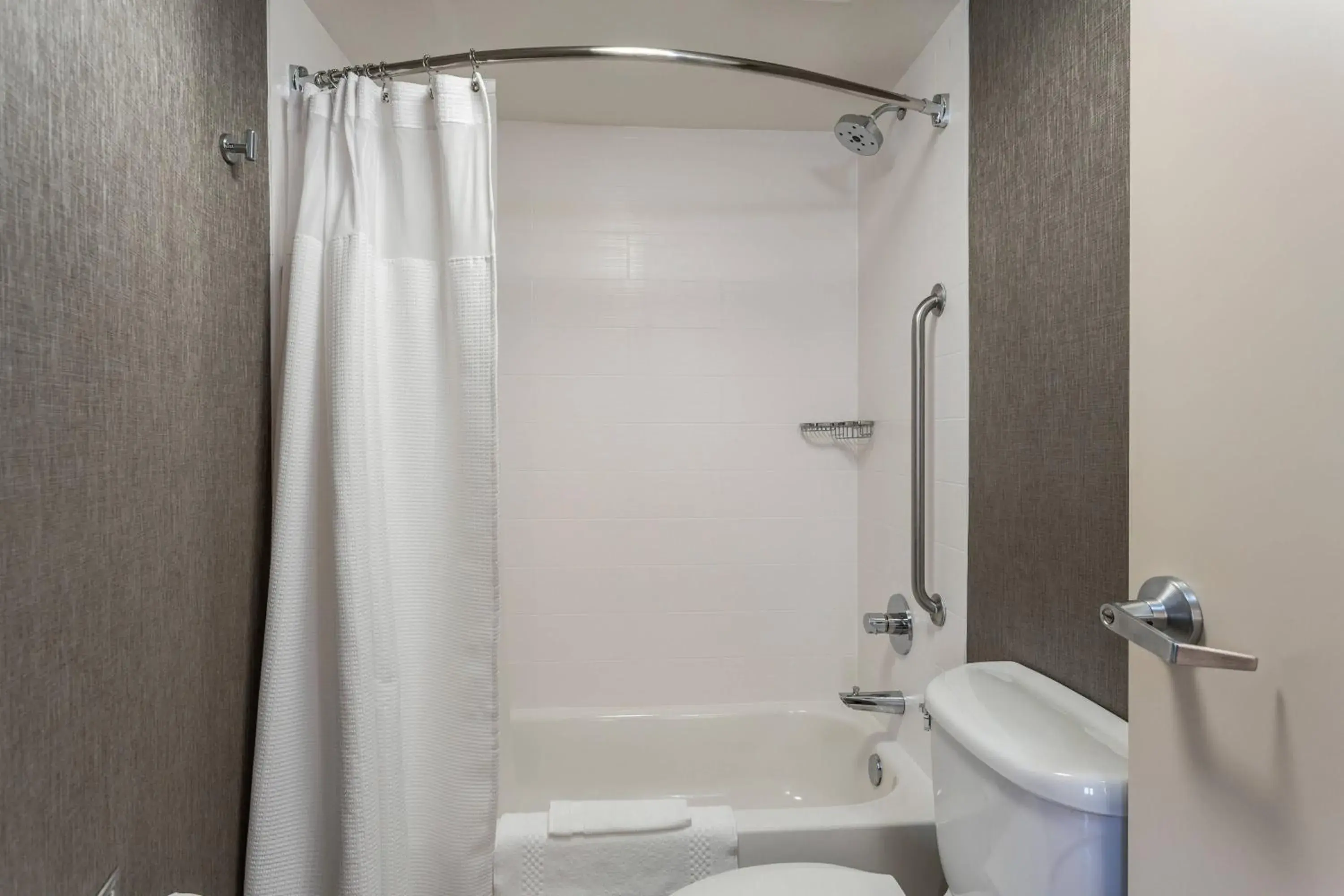 Bathroom in SpringHill Suites by Marriott Austin The Domain Area