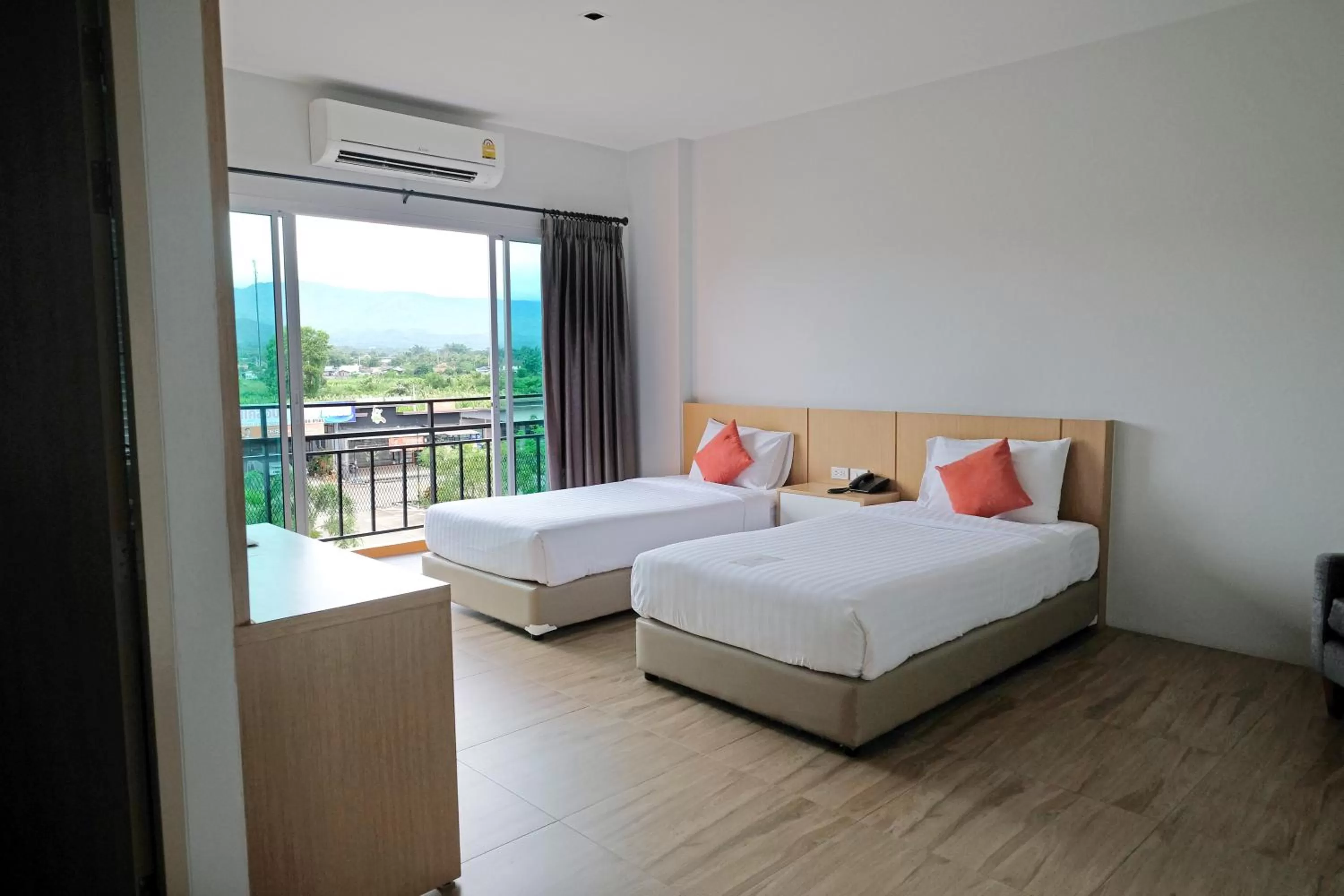 Bed in Sleeping Tree Hotel