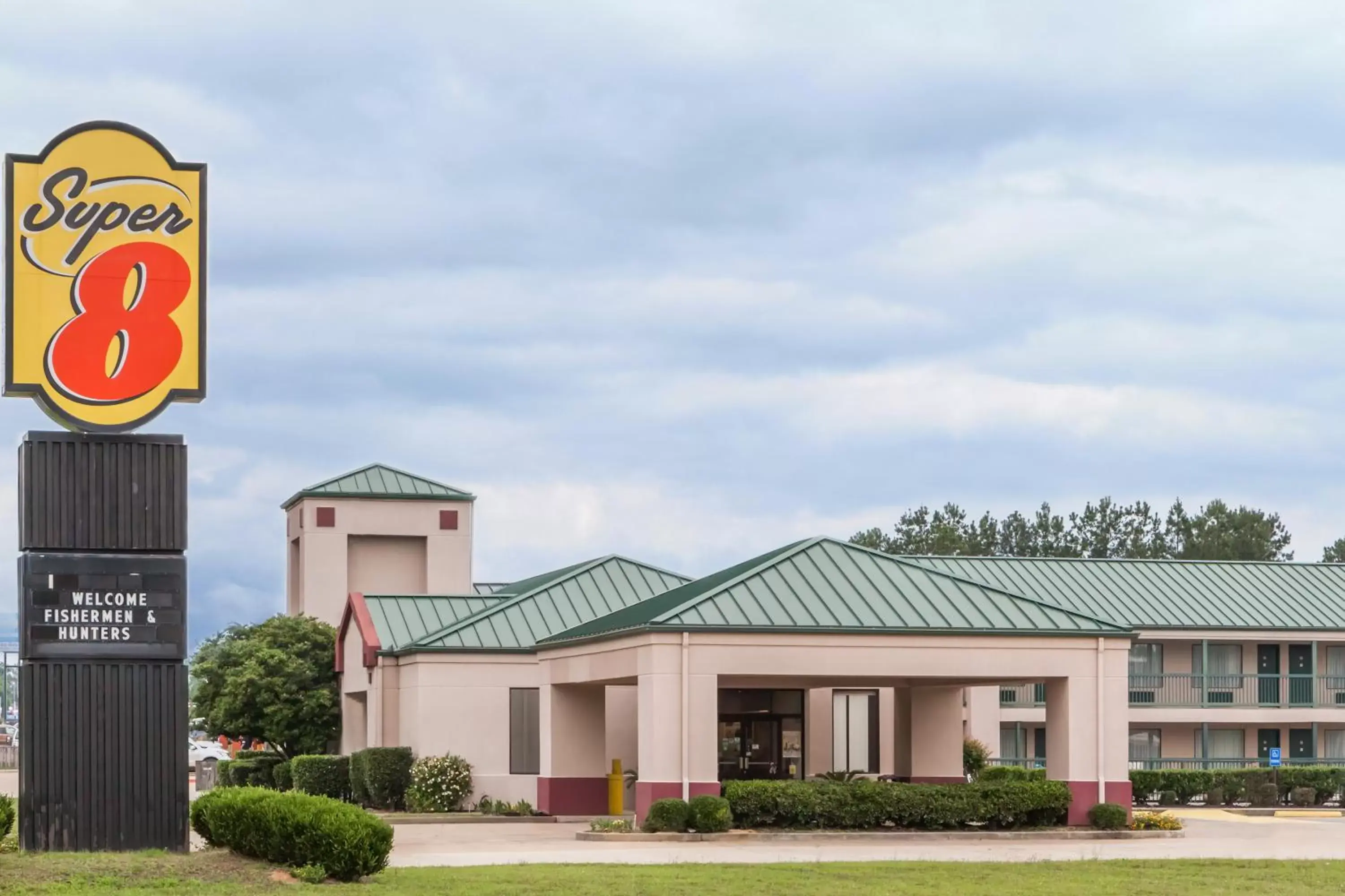 Facade/entrance, Property Building in Super 8 by Wyndham Jasper TX