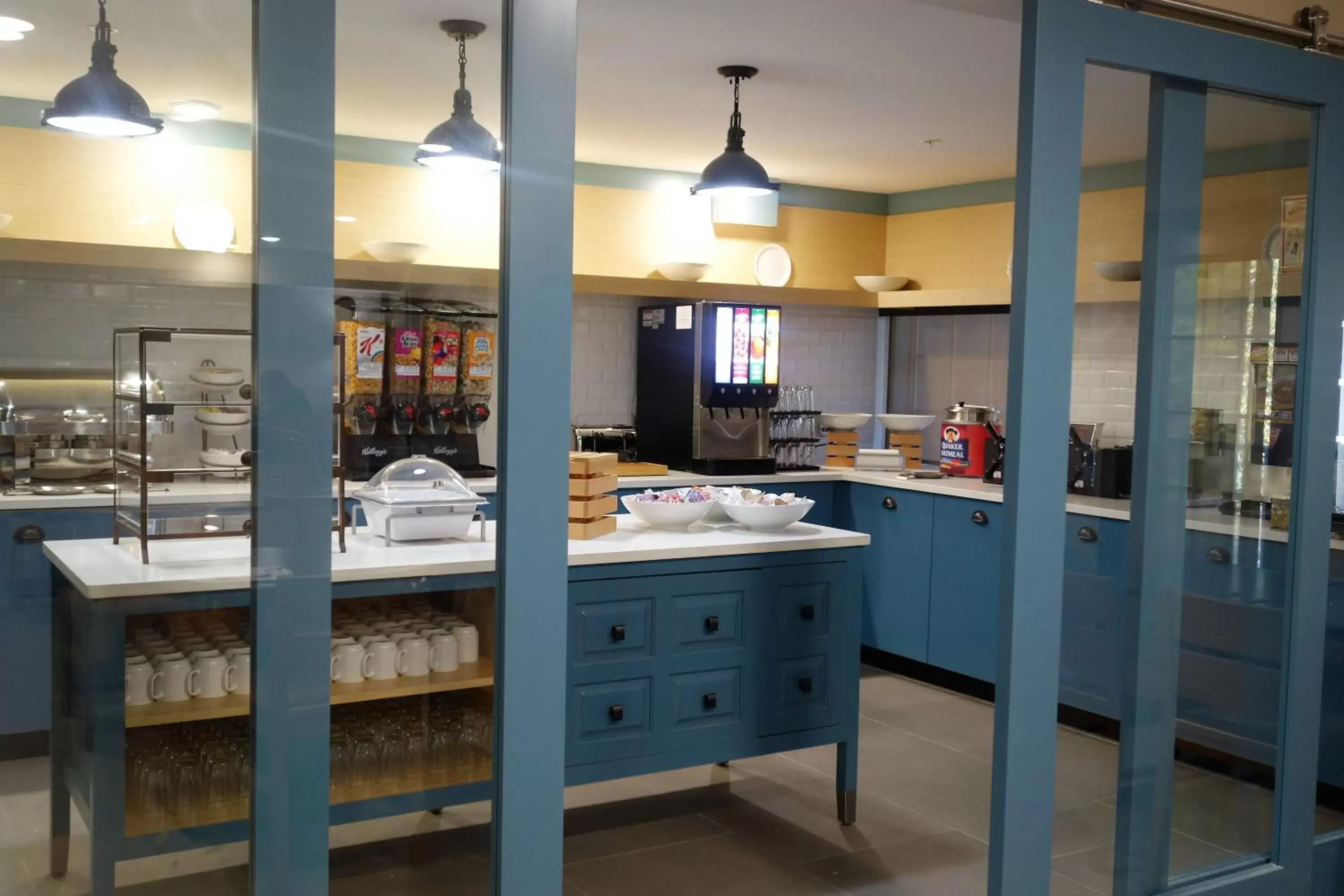 American breakfast in Country Inn & Suites by Radisson, Pigeon Forge South, TN American breakfast in Country Inn & Suites by Radisson, Pigeon Forge South, TN