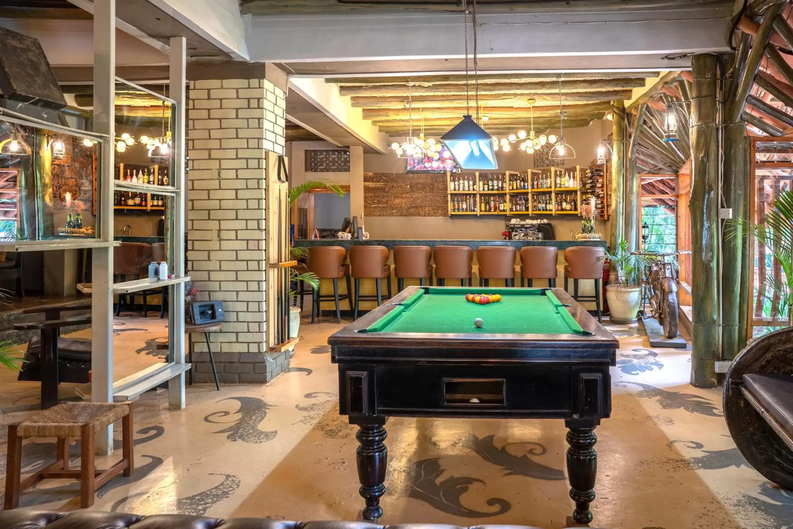 Billiard, Billiards in Forest Cottages