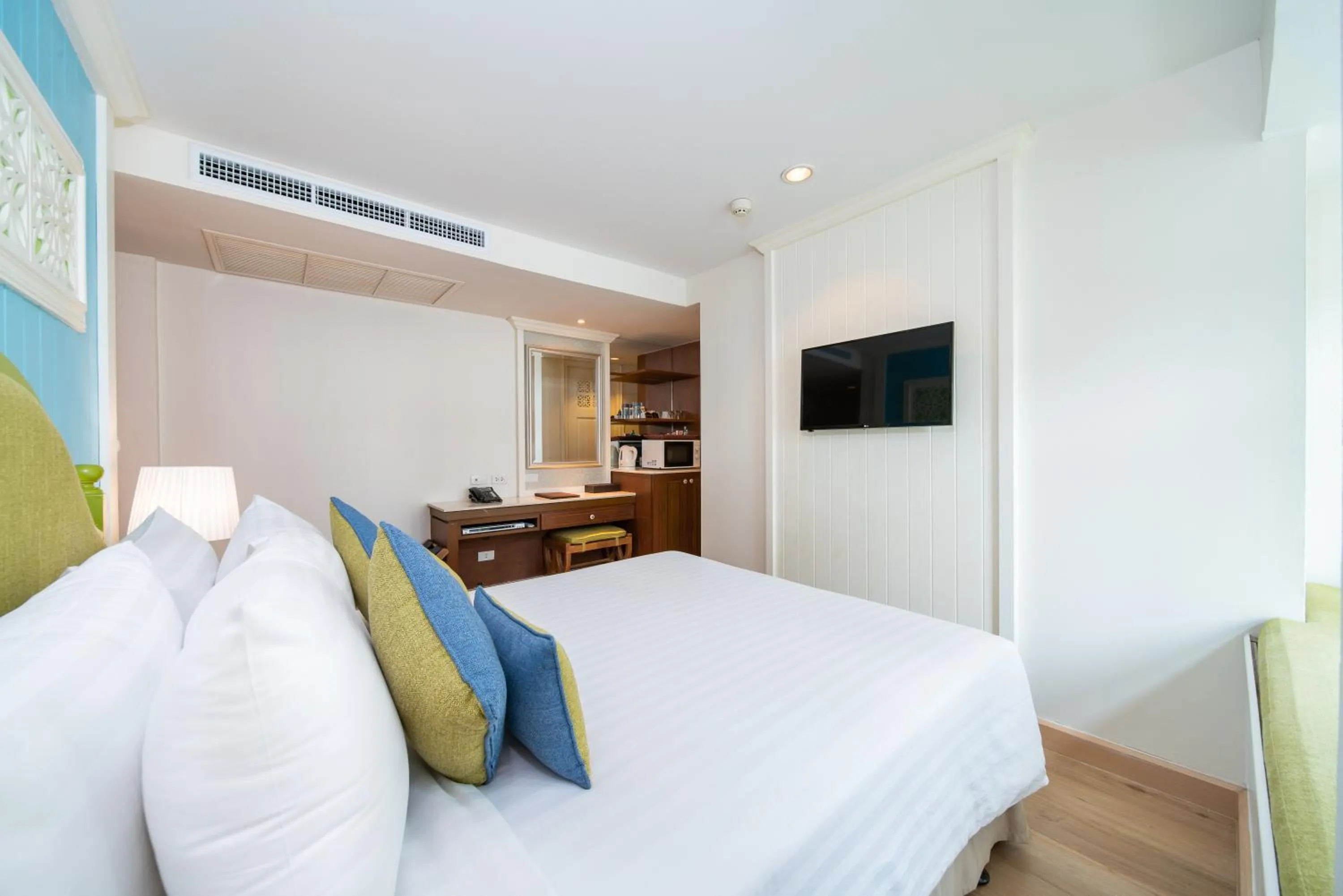 TV and multimedia, Bed in La Petite Salil Sukhumvit 8