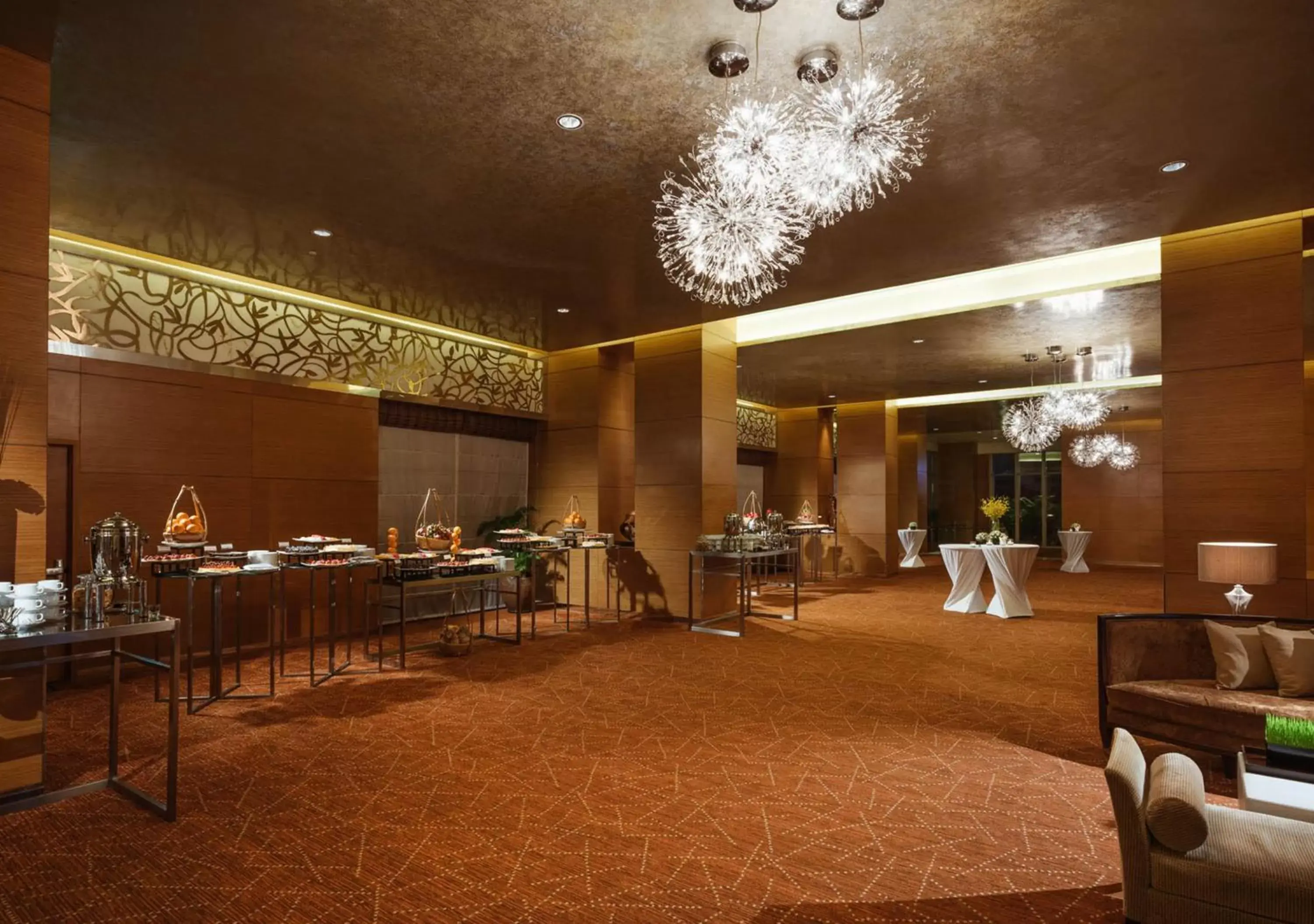 Banquet/Function facilities, Restaurant/Places to Eat in InterContinental Saigon, an IHG Hotel