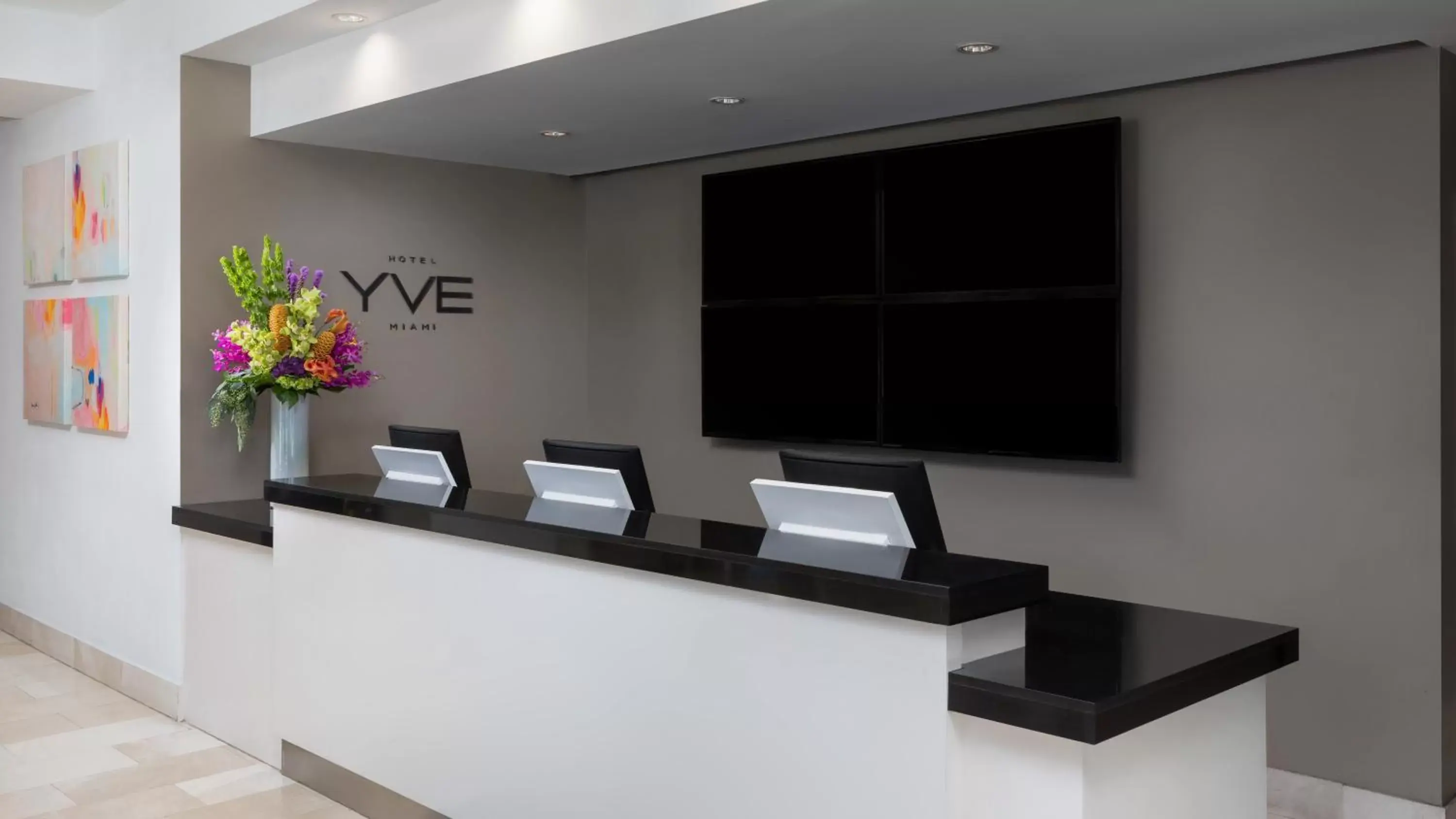 Lobby or reception in YVE Hotel Miami