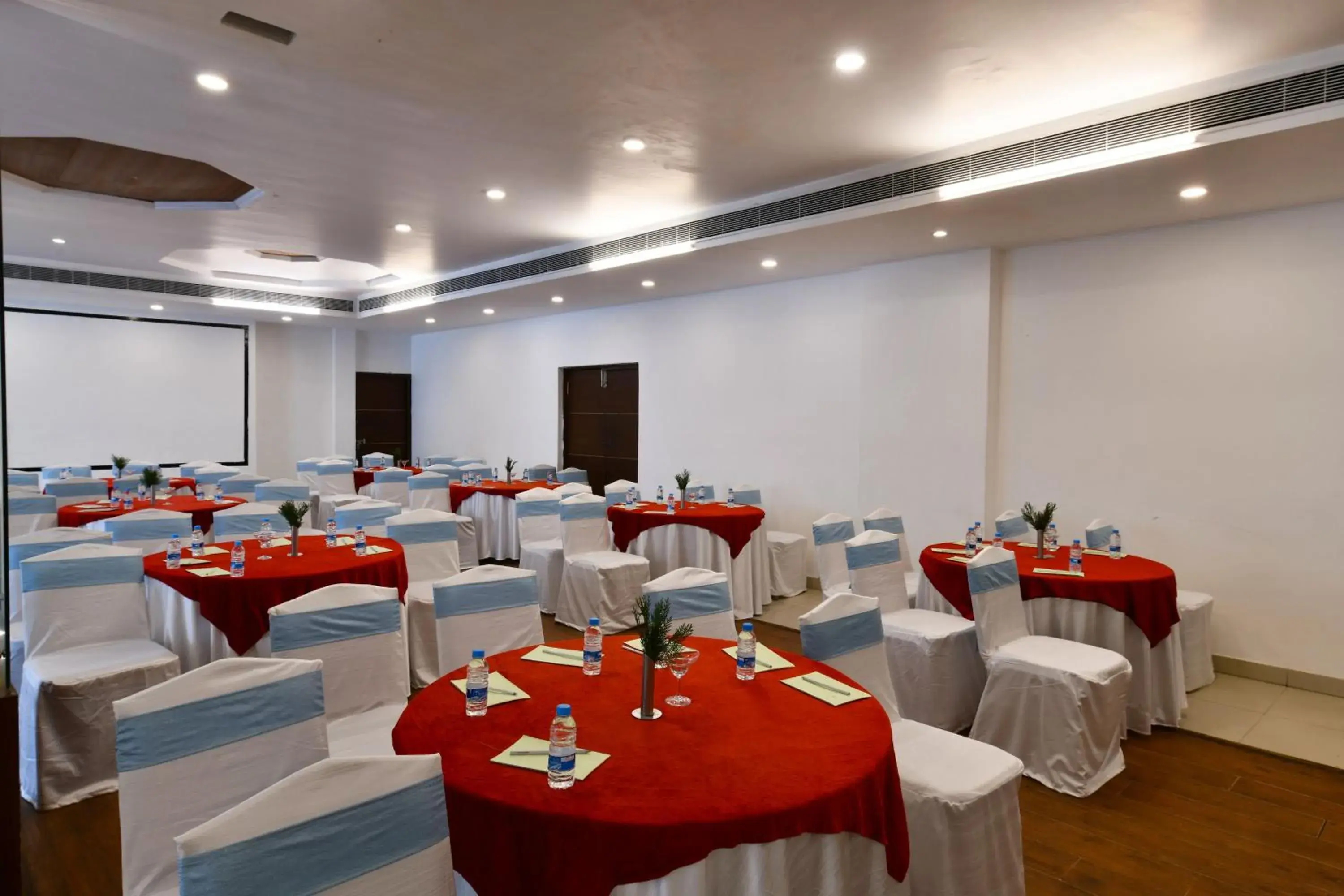 Banquet Facilities in Mastiff Grand Manali Resort