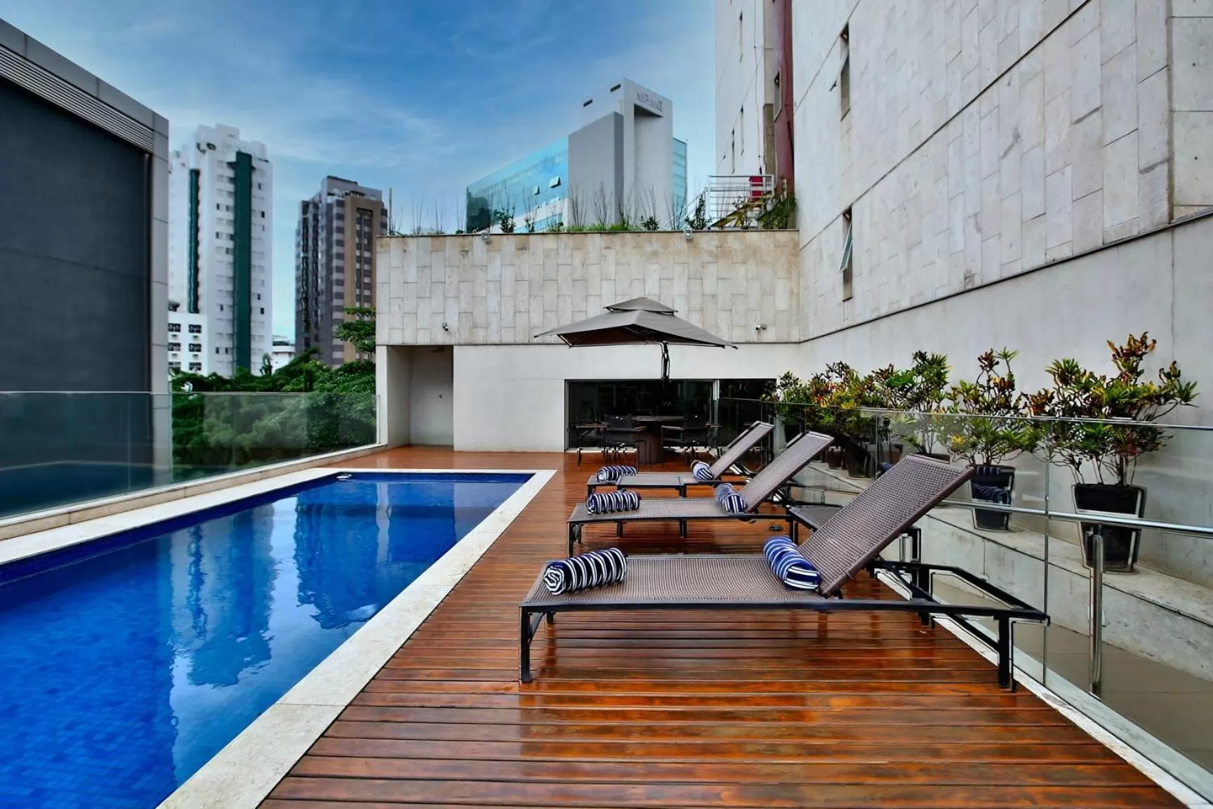 Swimming pool in Transamerica Belo Horizonte Lourdes