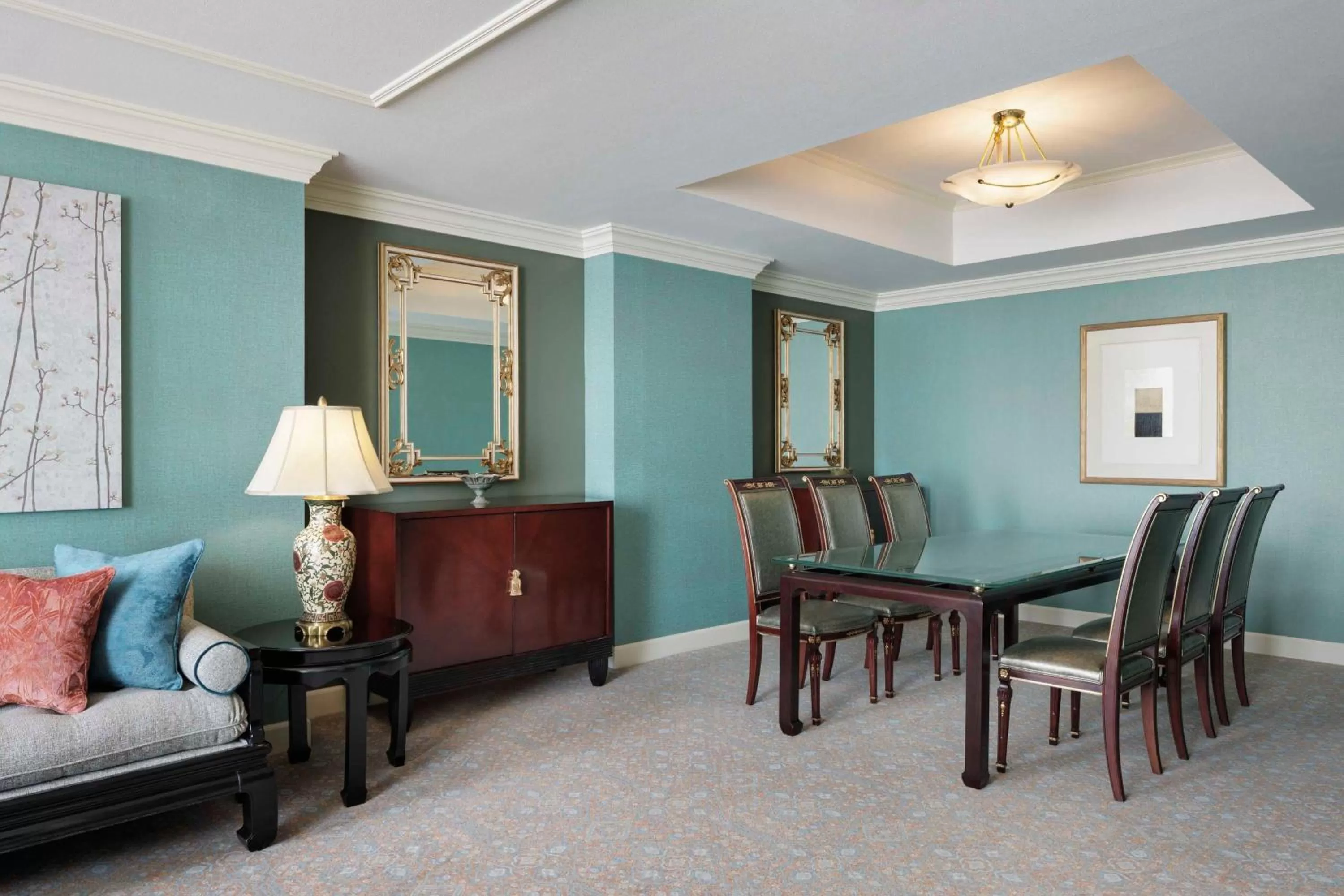 Photo of the whole room in Nagoya Marriott Associa Hotel