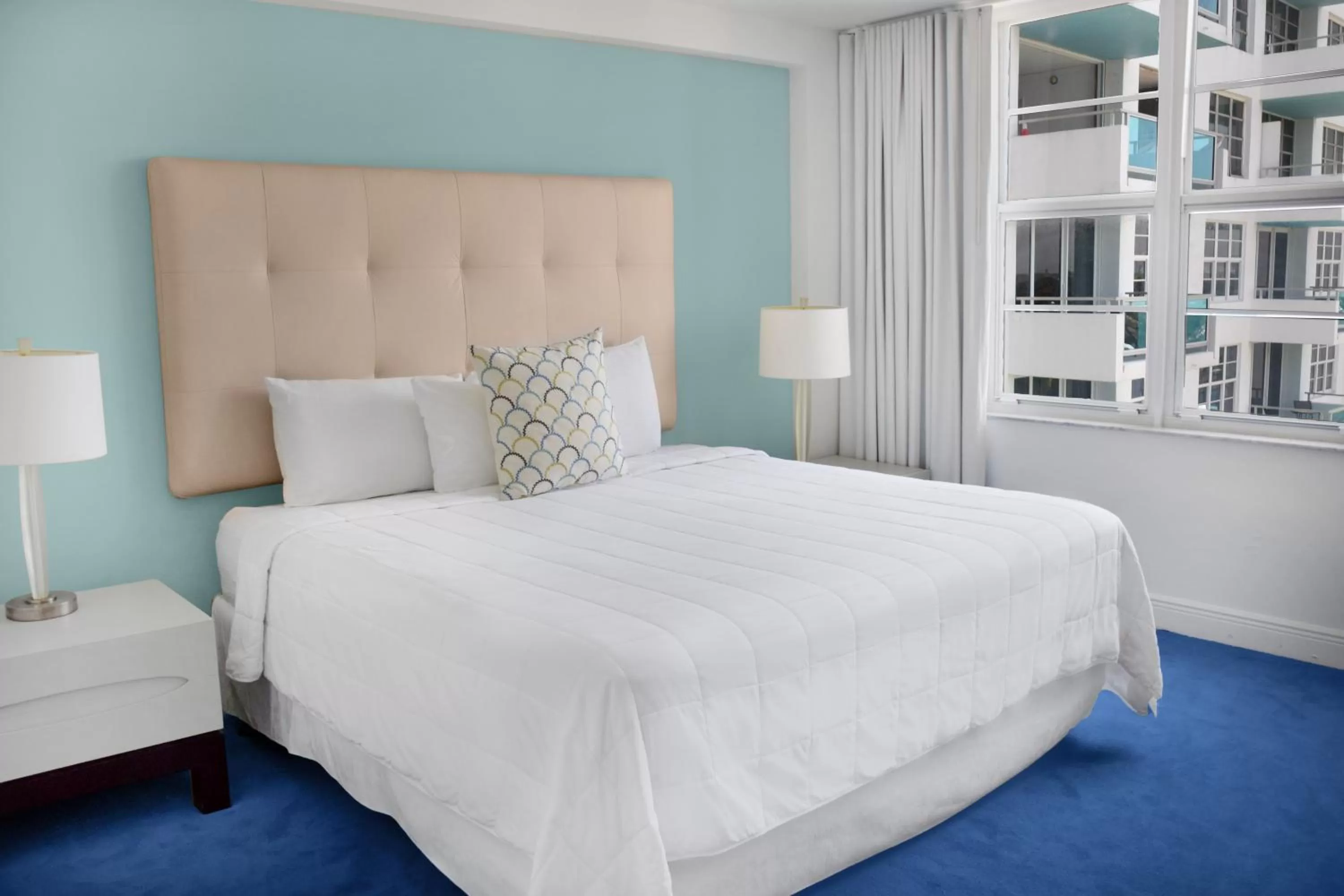 Bedroom, Bed in Seacoast Suites on Miami Beach