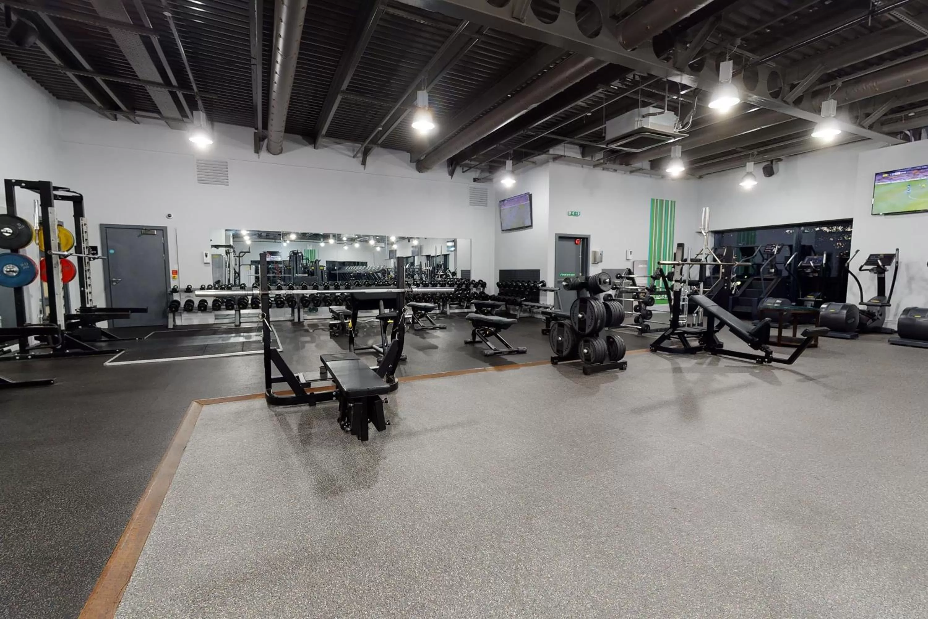 Fitness centre/facilities in Village Hotel Leeds South