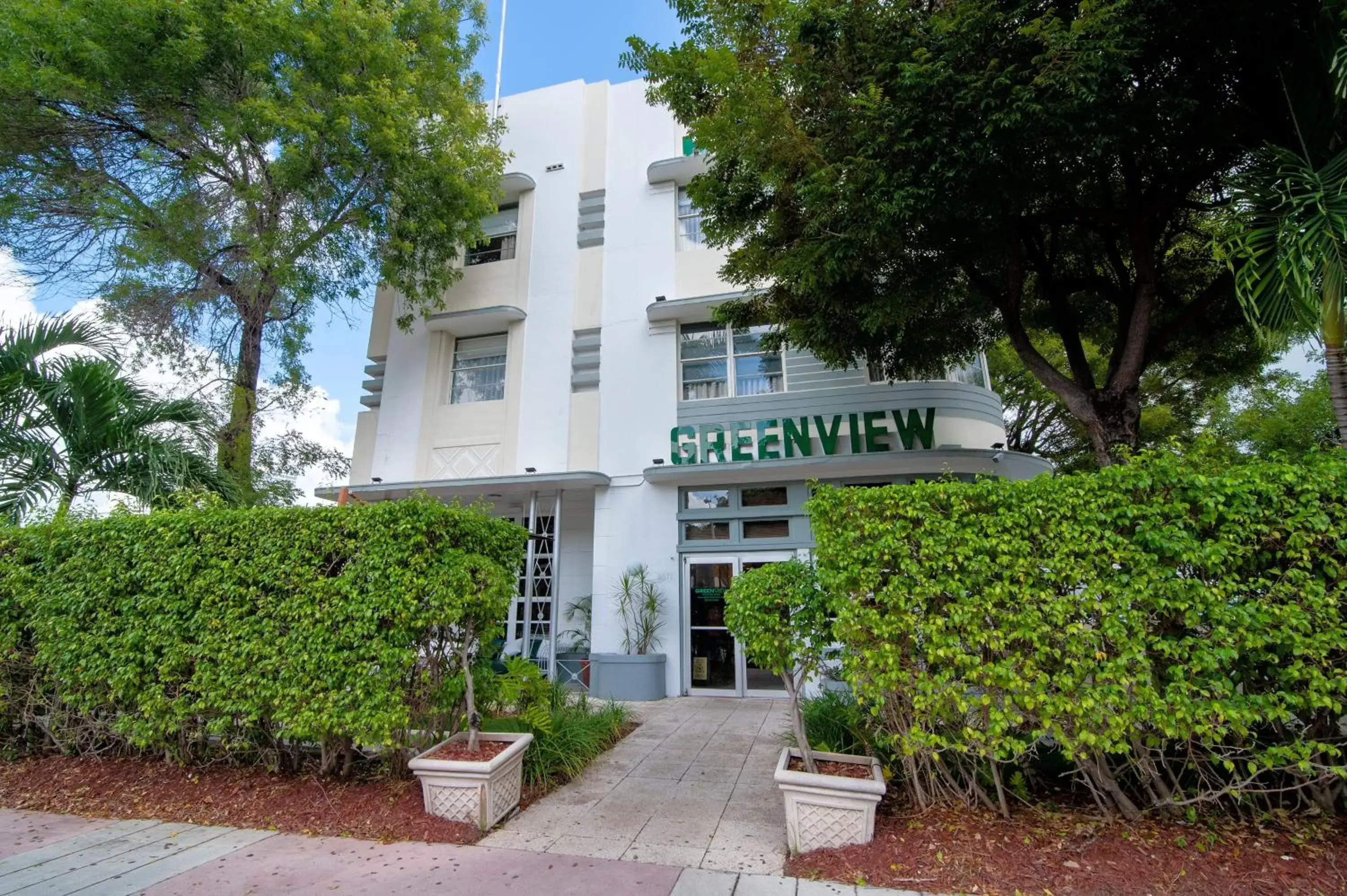 Property Building in Greenview Hotel