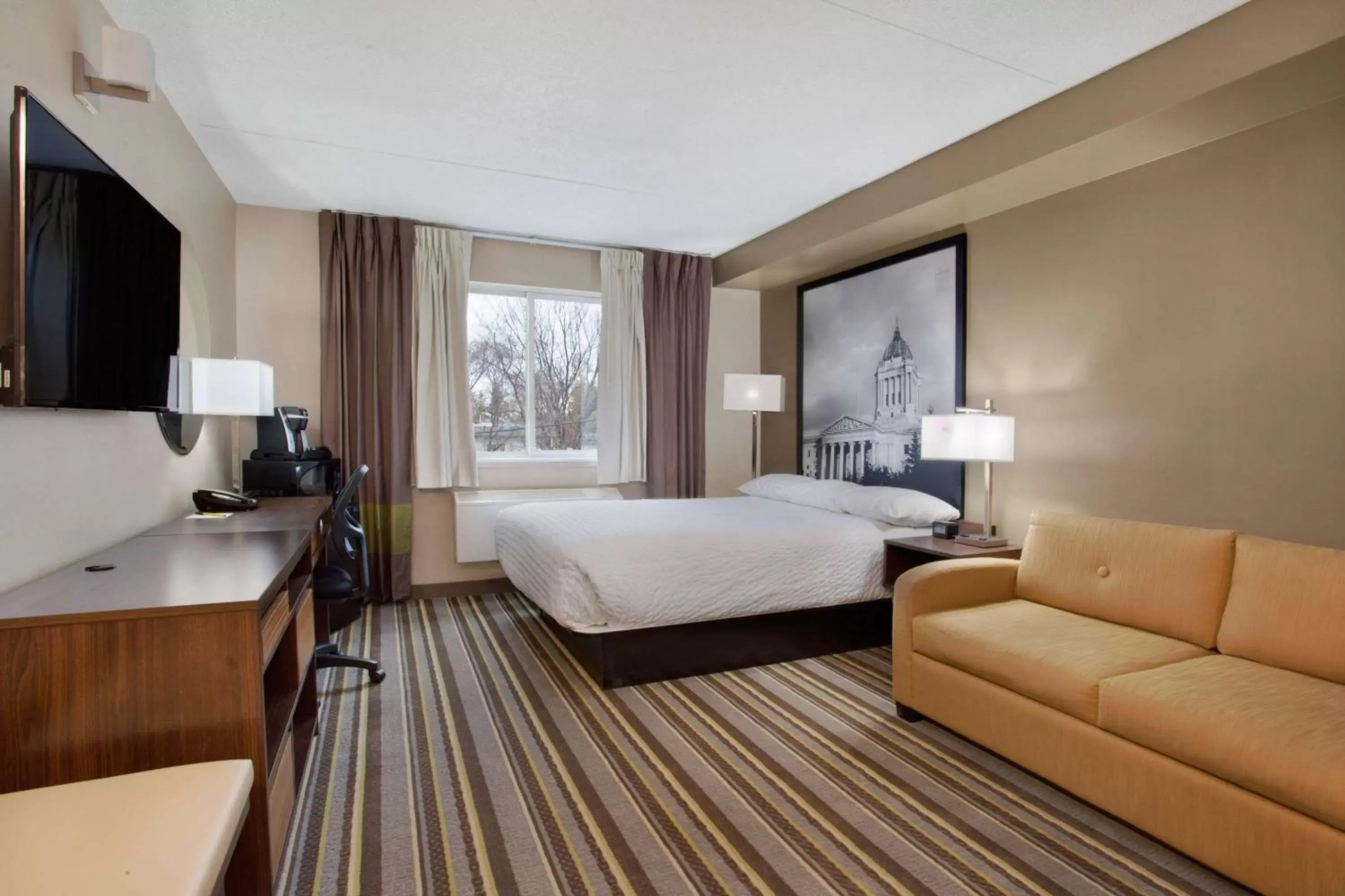Photo of the whole room in Super 8 by Wyndham Winnipeg West