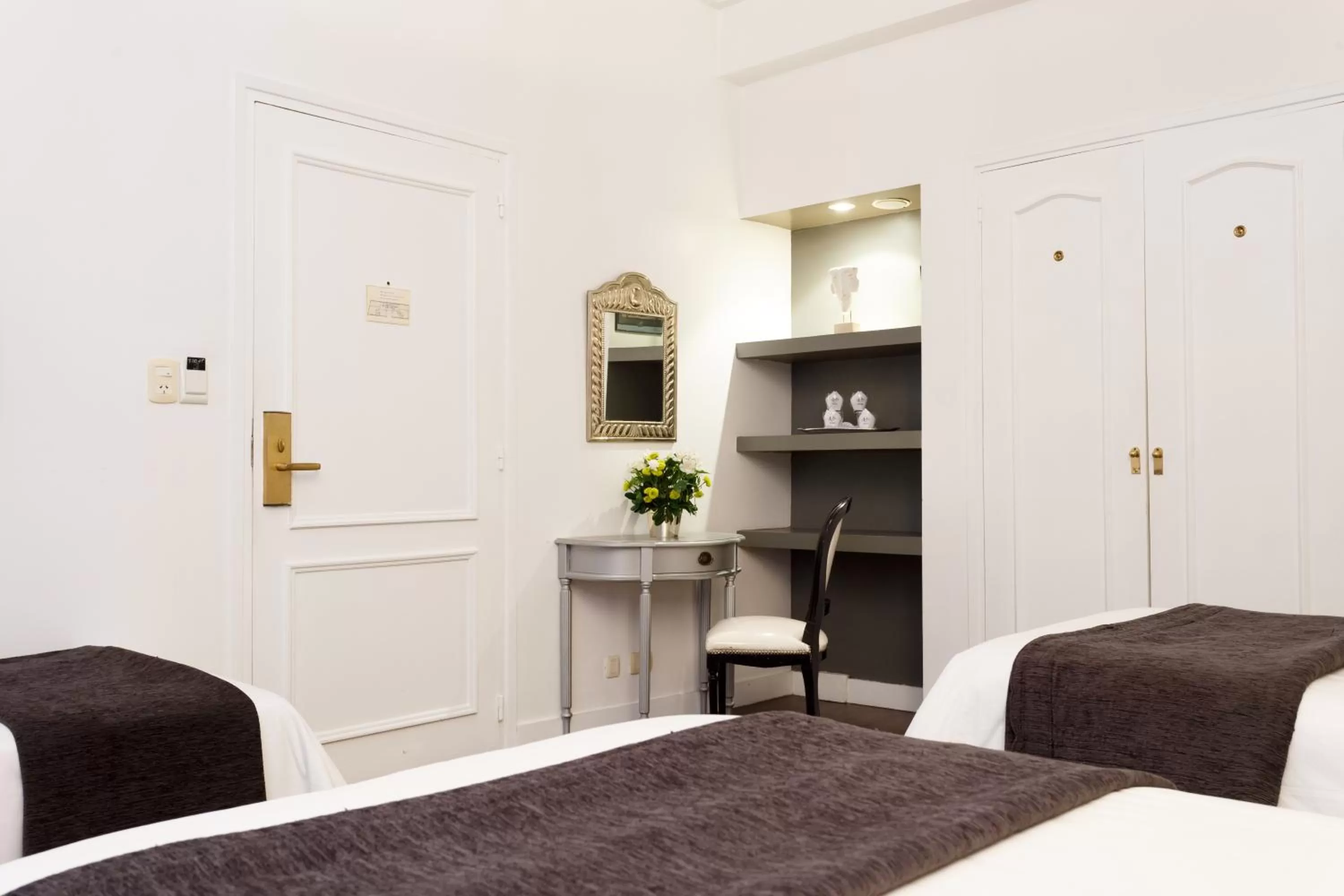 Photo of the whole room, Bed in Le Cinque Lusso Recoleta