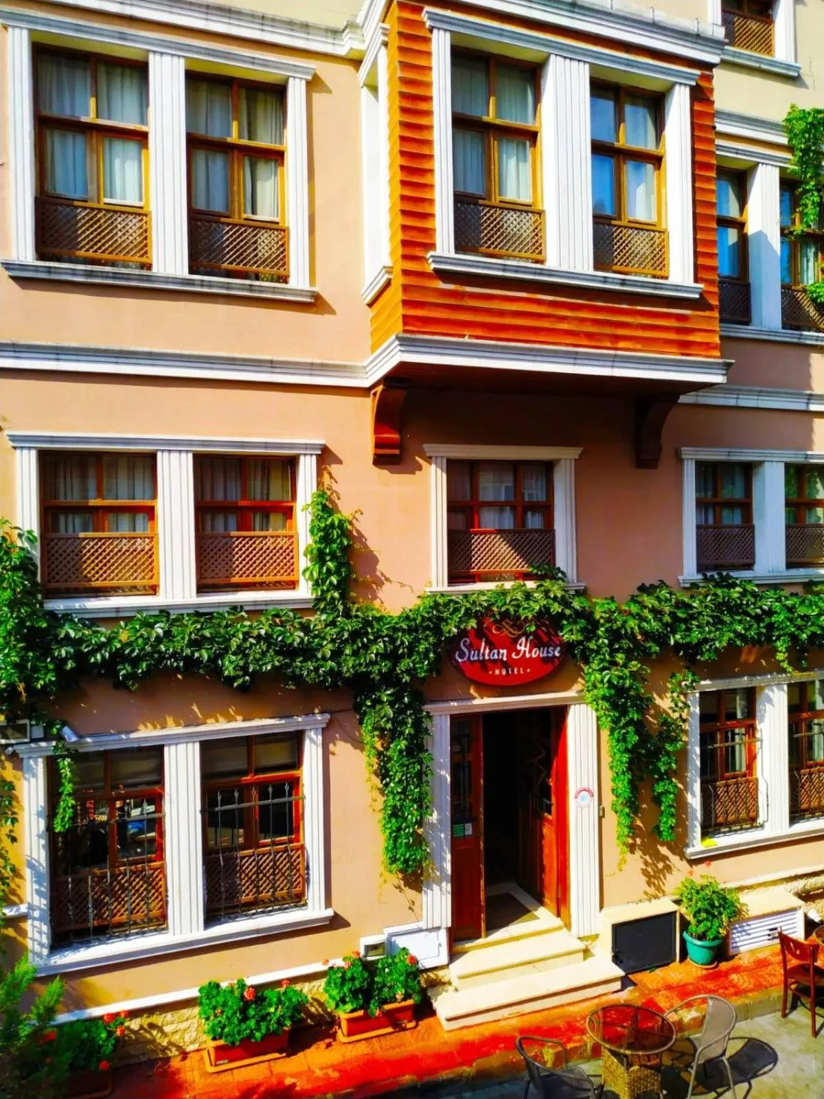 Property building in Sultan House