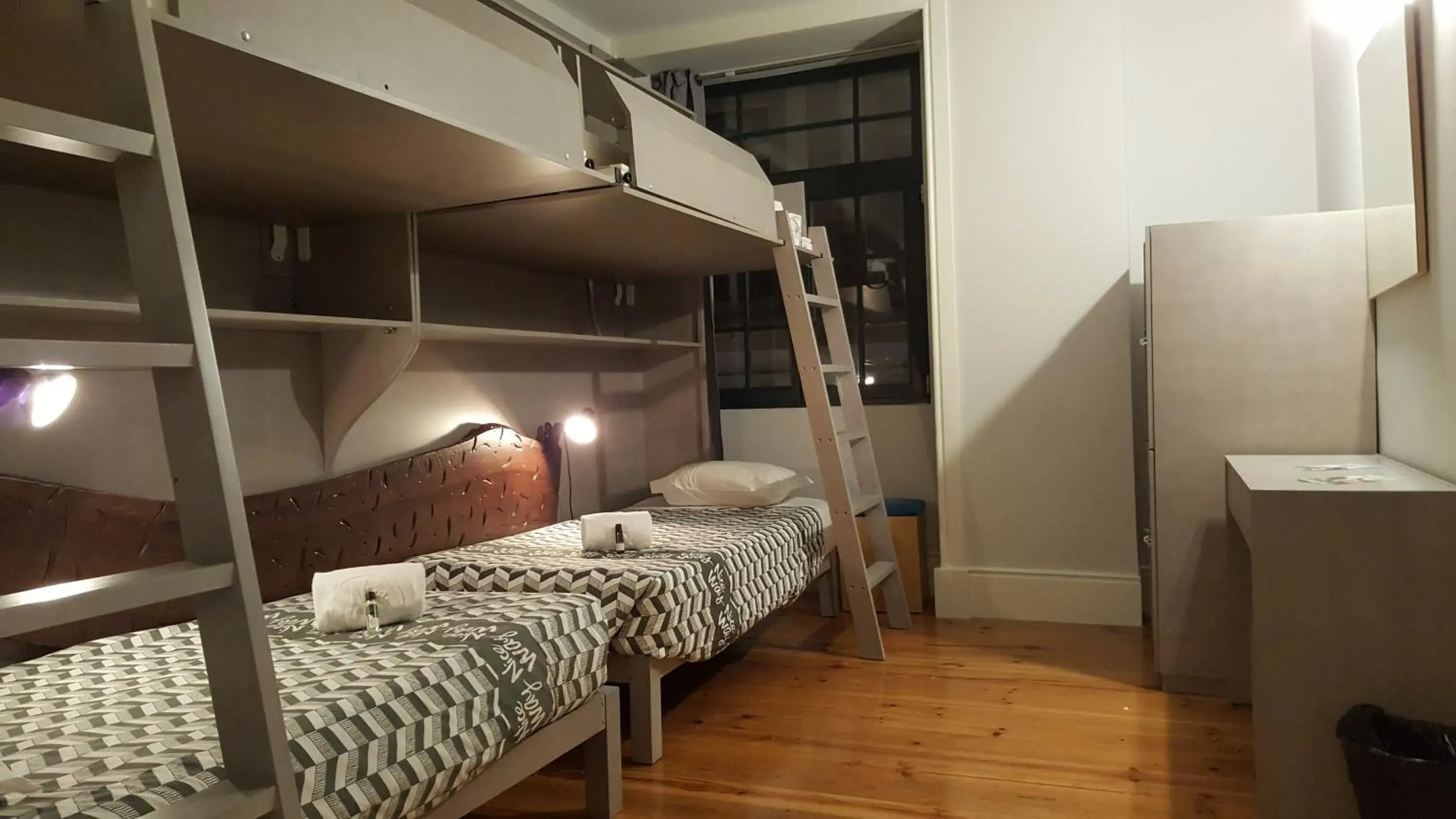 Bedroom, Bunk Bed in Nice Way Porto Hostel