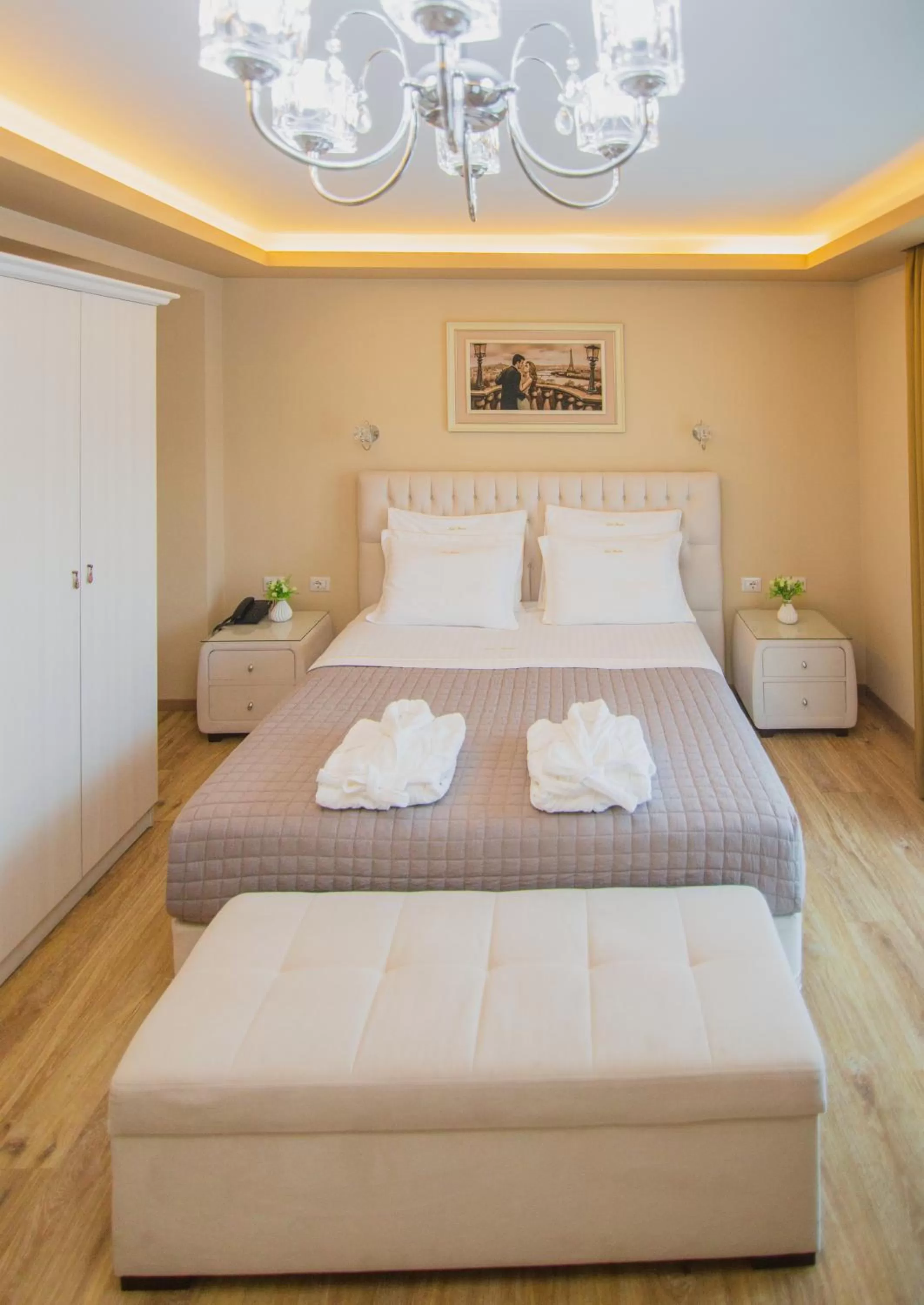 Bed in Christi's Hotel Borova