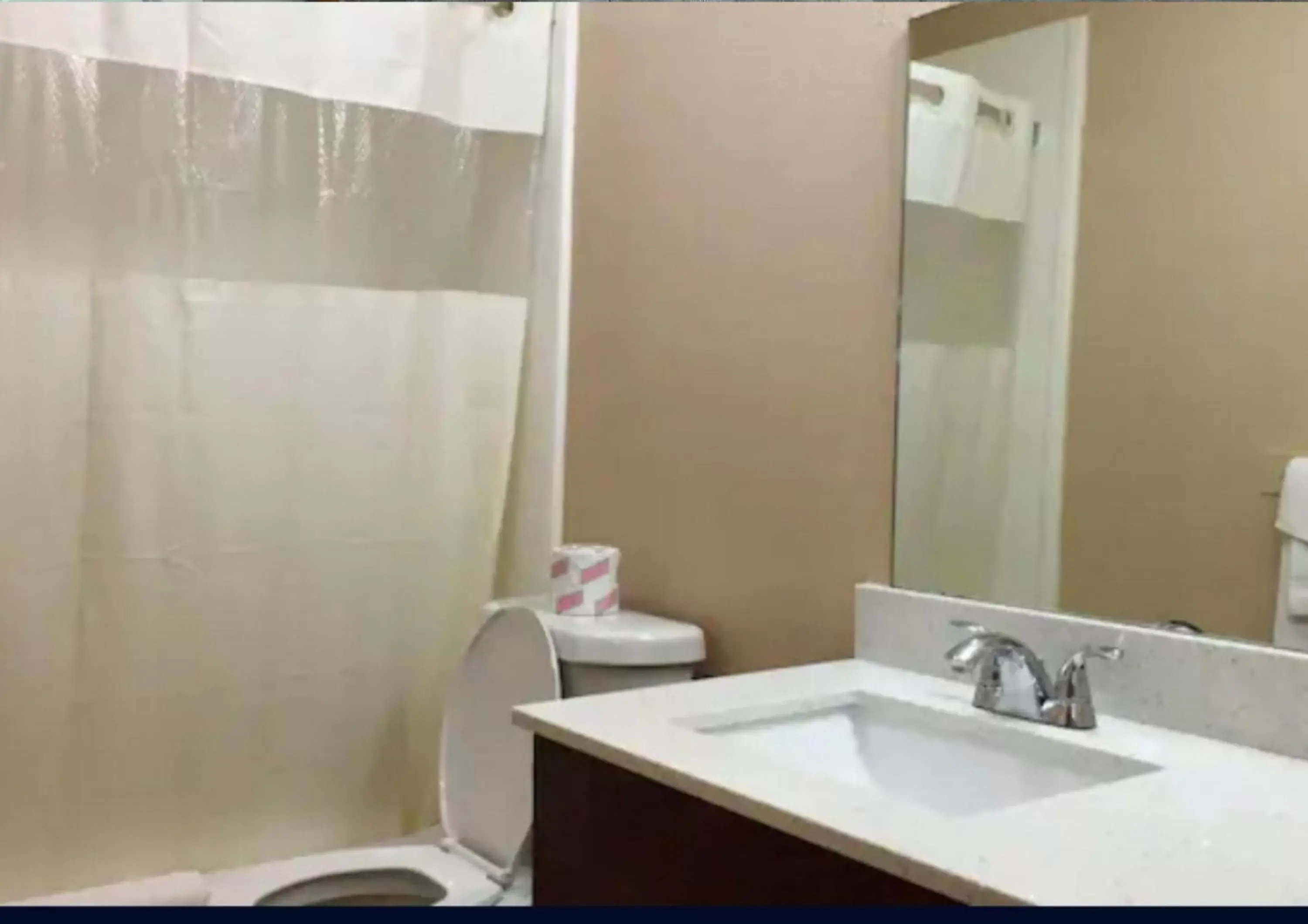 Photo of the whole room, Bathroom in Regency Inn Hondo