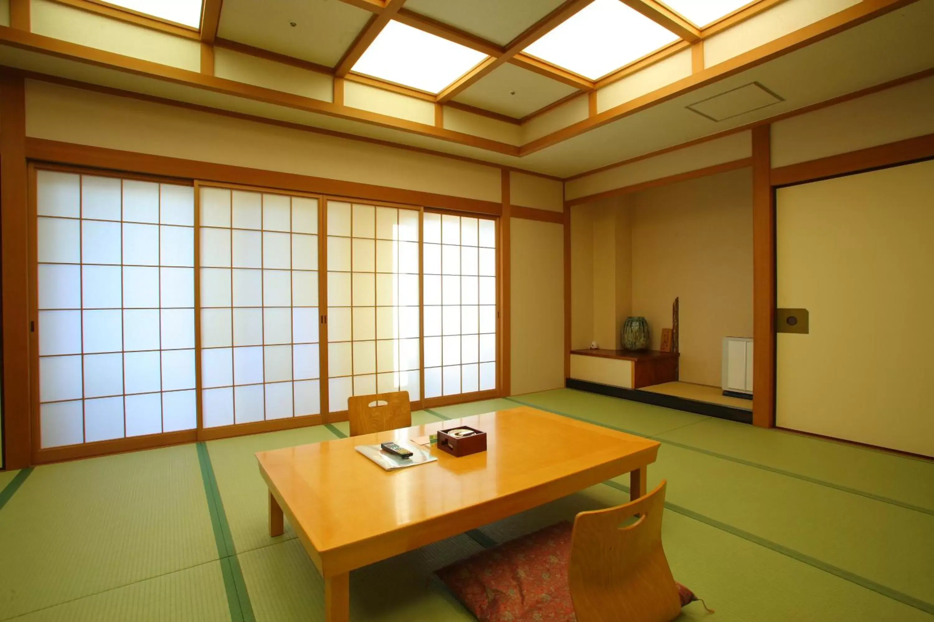 Japanese-Style Quadruple Room - single occupancy in Hotel Avalorm Kinokuni