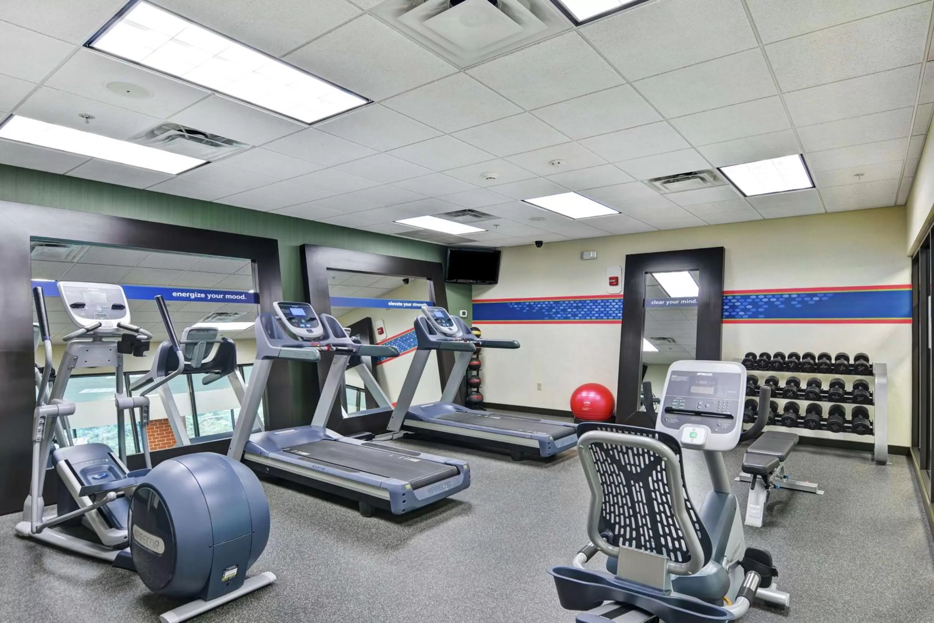 Fitness centre/facilities in Hampton Inn Tunkhannock