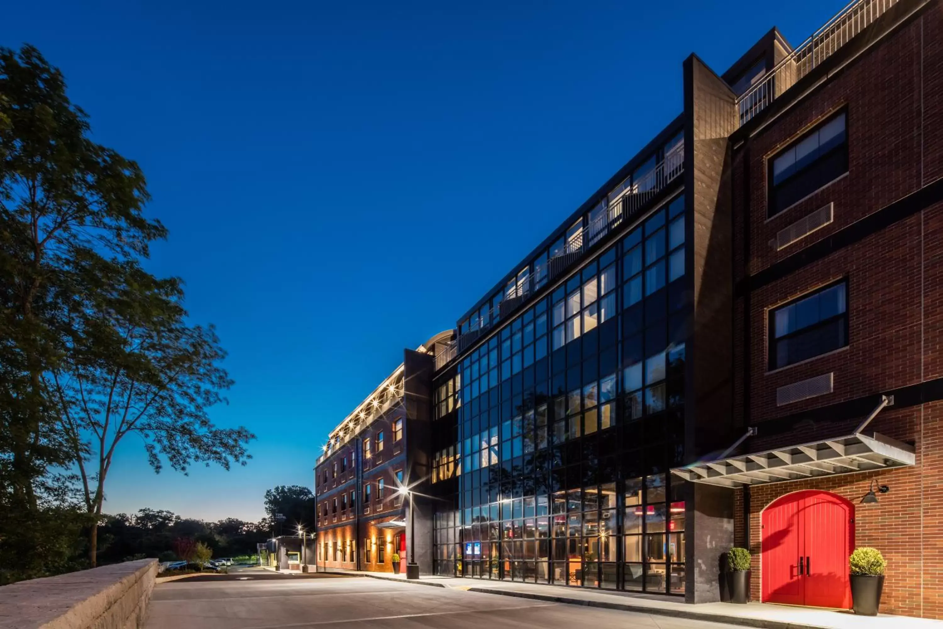 Property building in Hotel Nyack, a JdV by Hyatt Hotel Property building in Hotel Nyack, a JdV by Hyatt Hotel