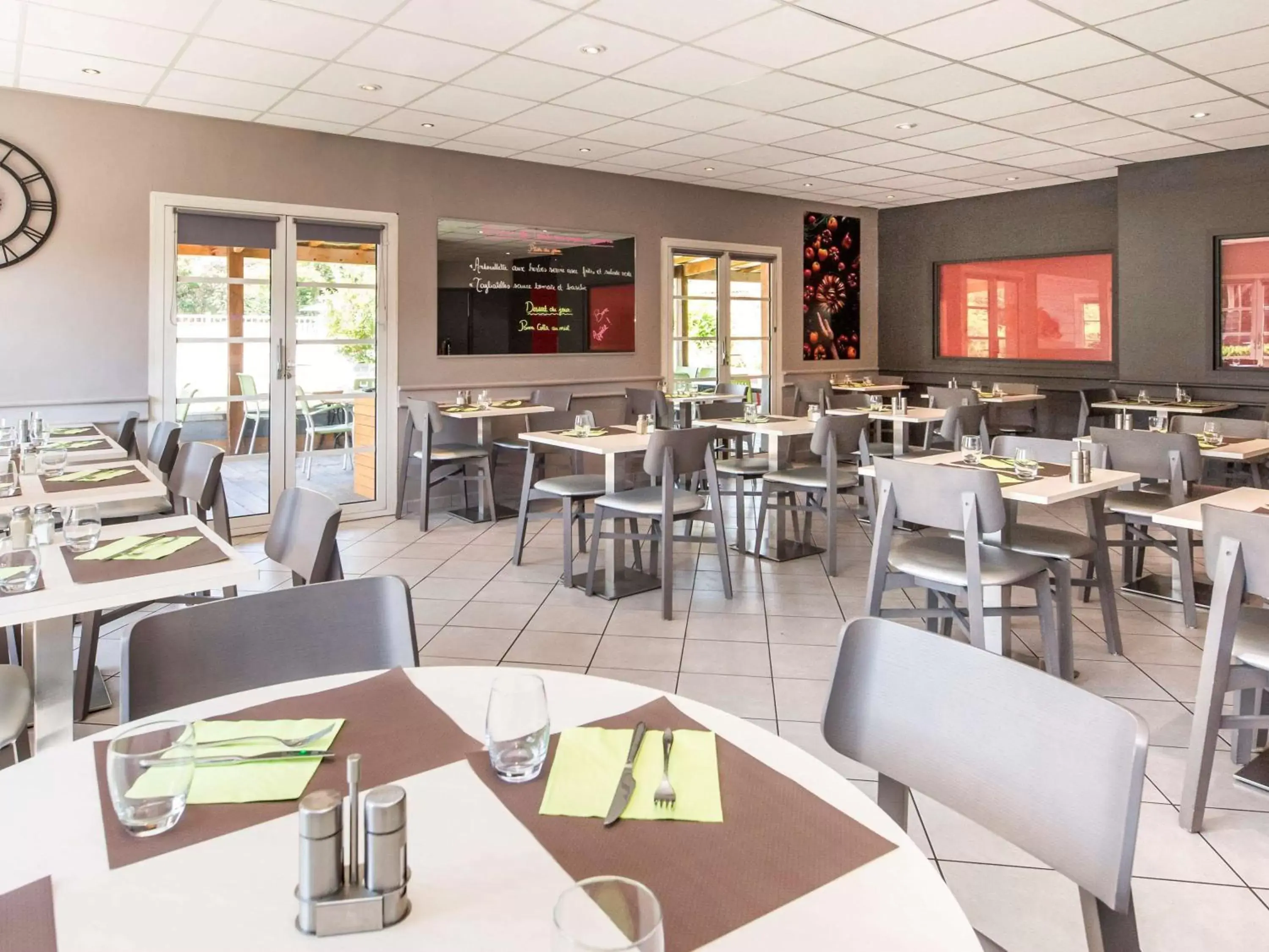 Restaurant/Places to Eat in Ibis Budget Sisteron