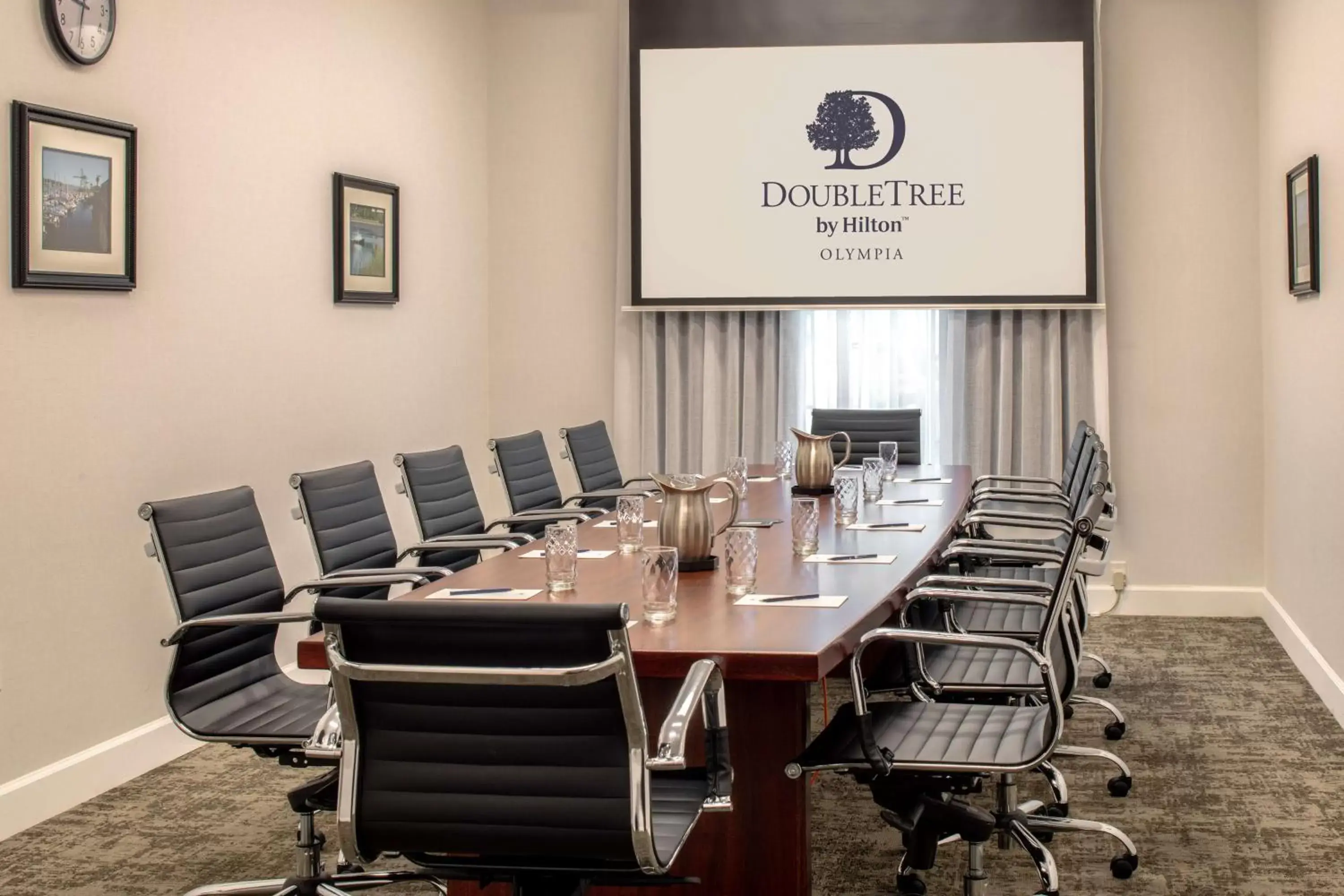 Meeting/conference room in DoubleTree by Hilton Olympia