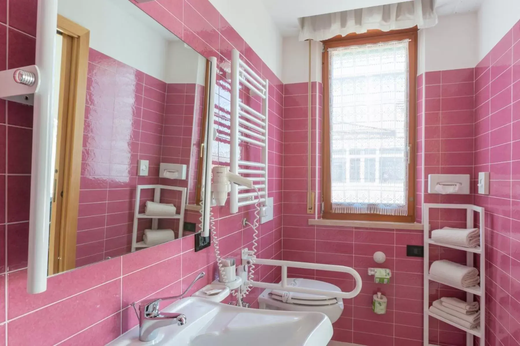 Bathroom in Hotel Biancaneve Wellness