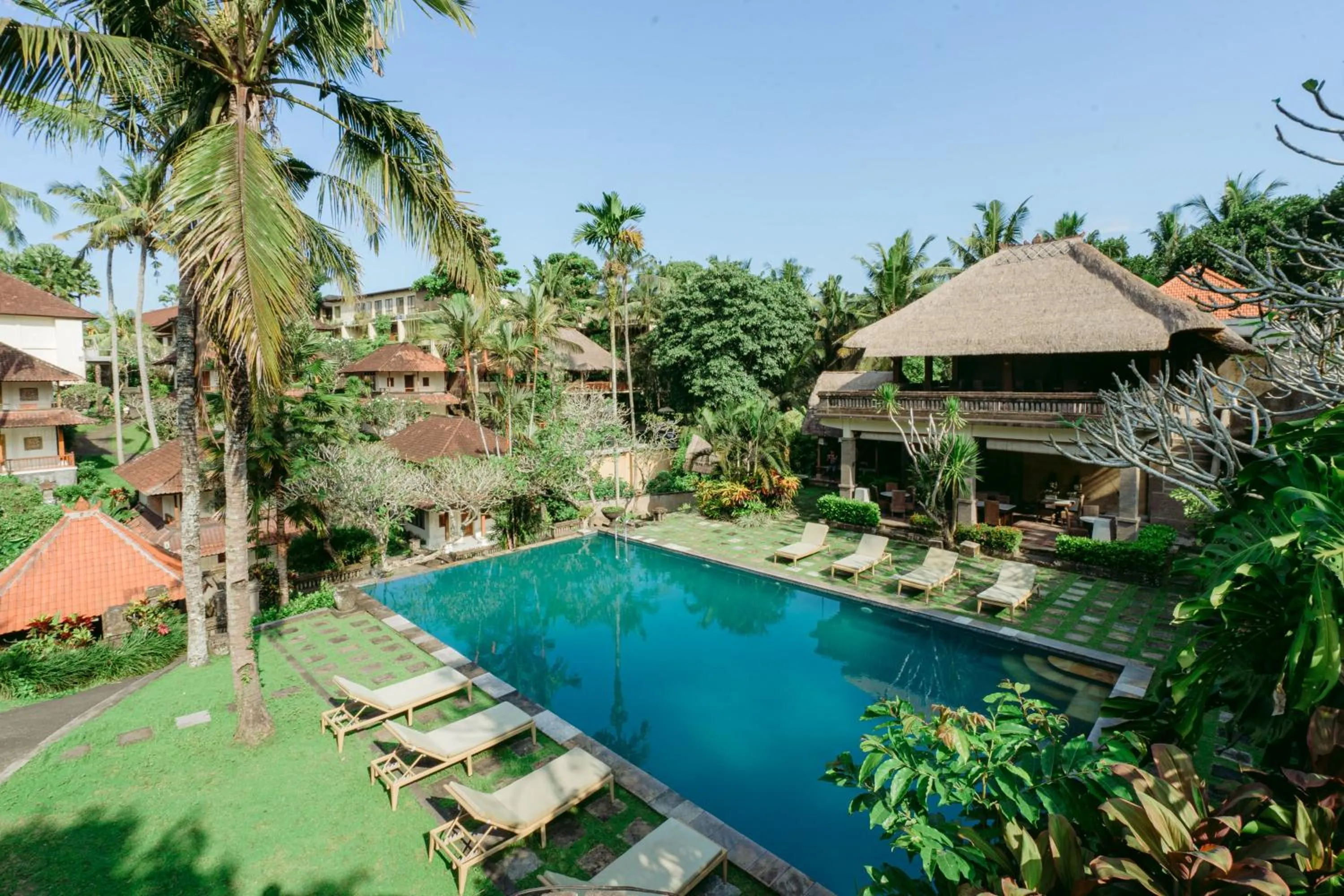 Swimming pool in Pertiwi Resort & Spa