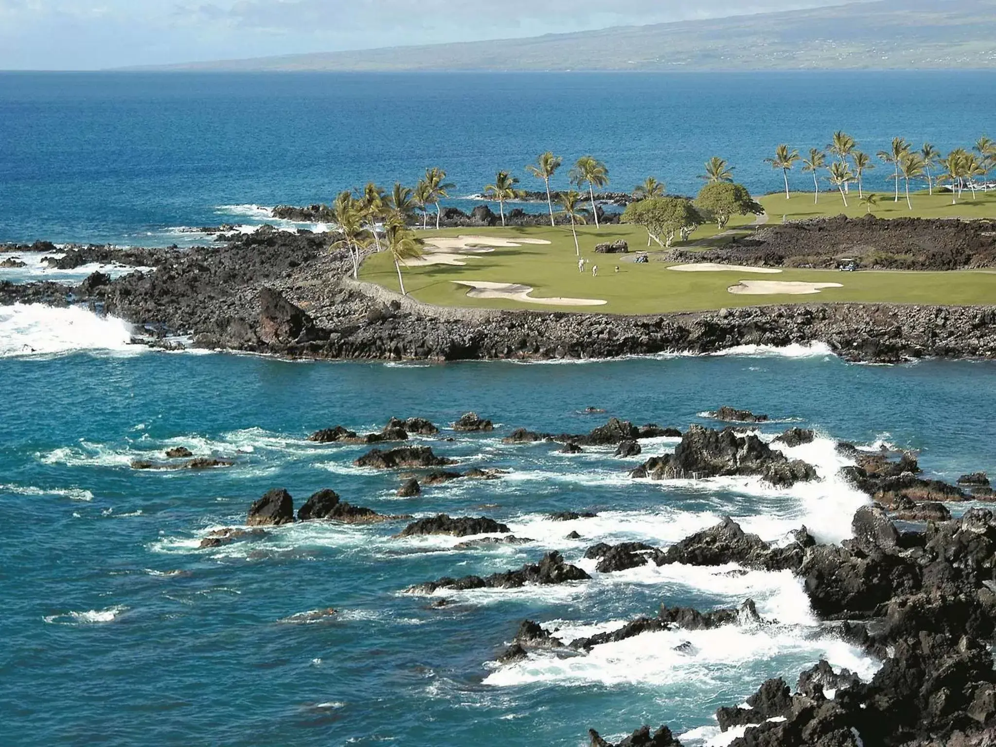 Golfcourse, Bird's-eye View in Fairmont Orchid