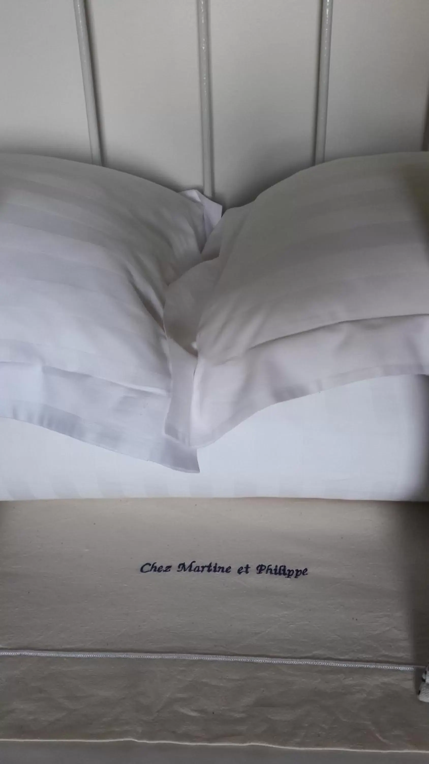 Decorative detail, Bed in Chez Martine et Philippe en Velay