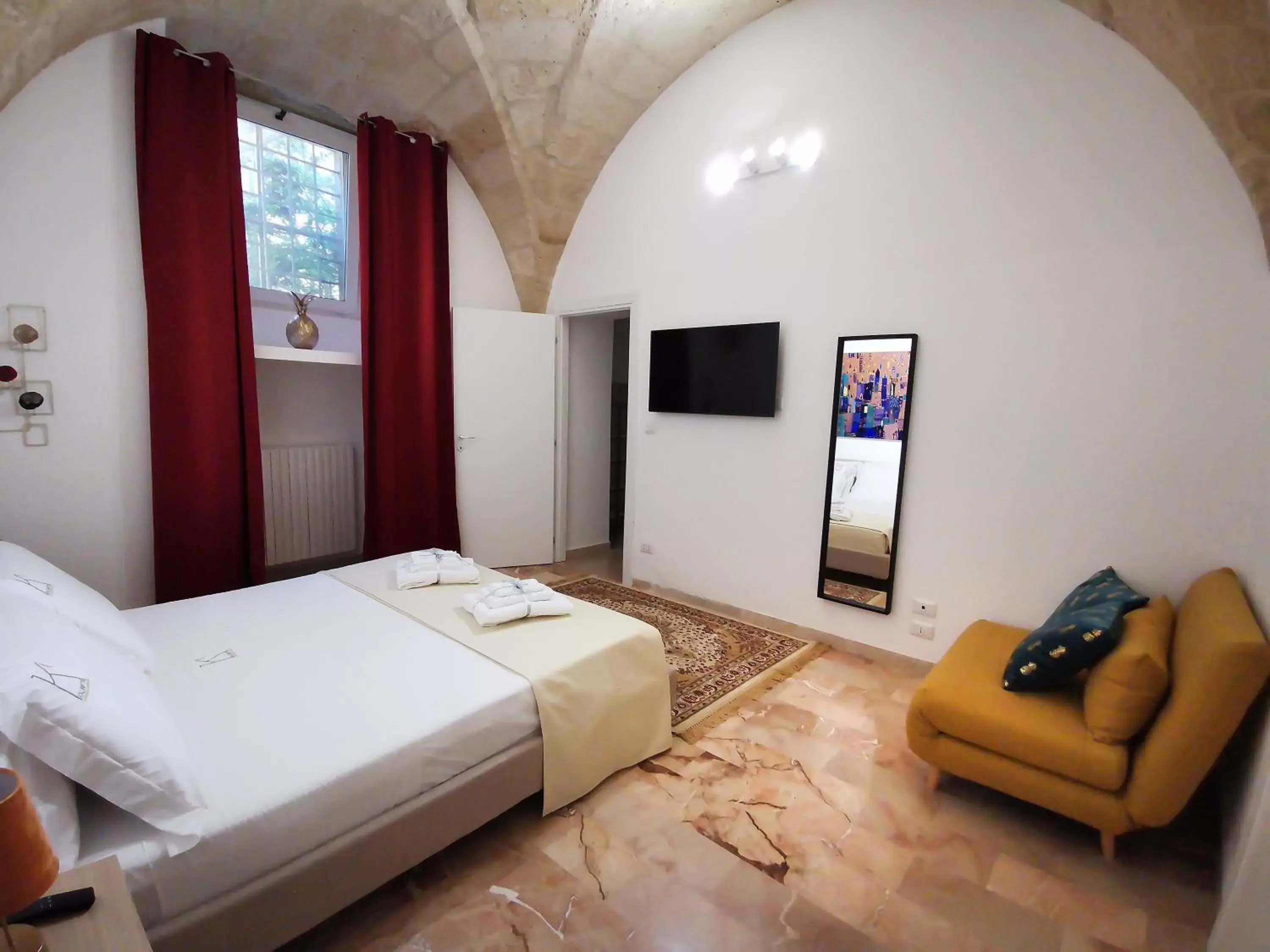 Bedroom in Kalinifta - Jacuzzi & Suites SIT