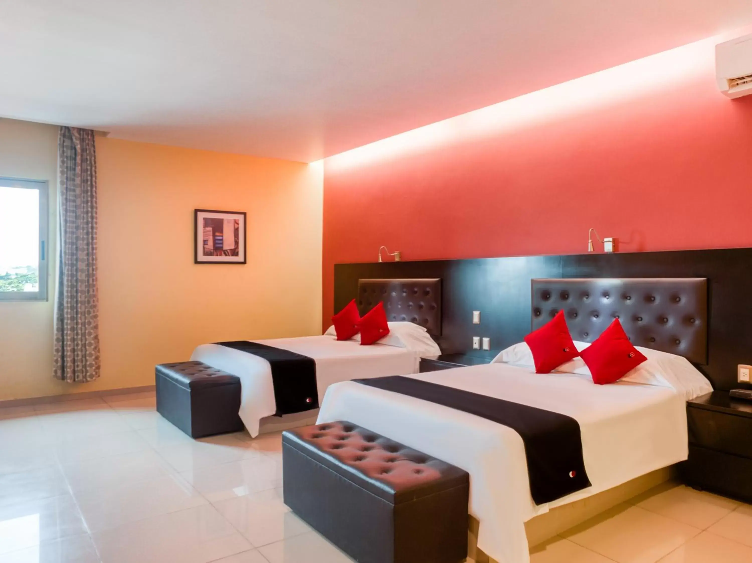 Bedroom, Bed in Veracruz Suites Hotel