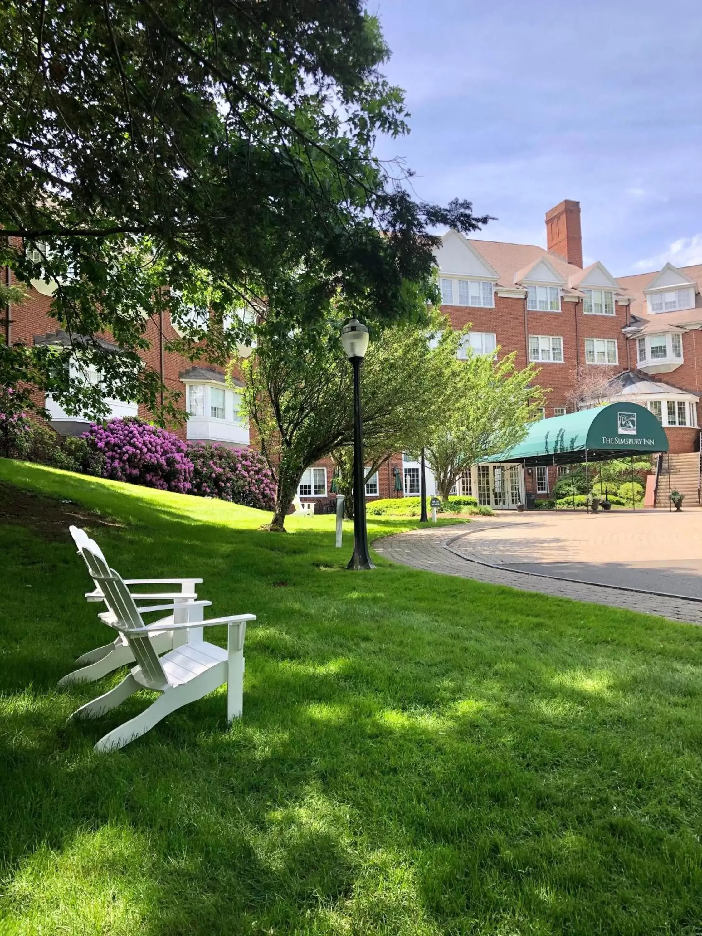 Property building, Garden in The Simsbury Inn