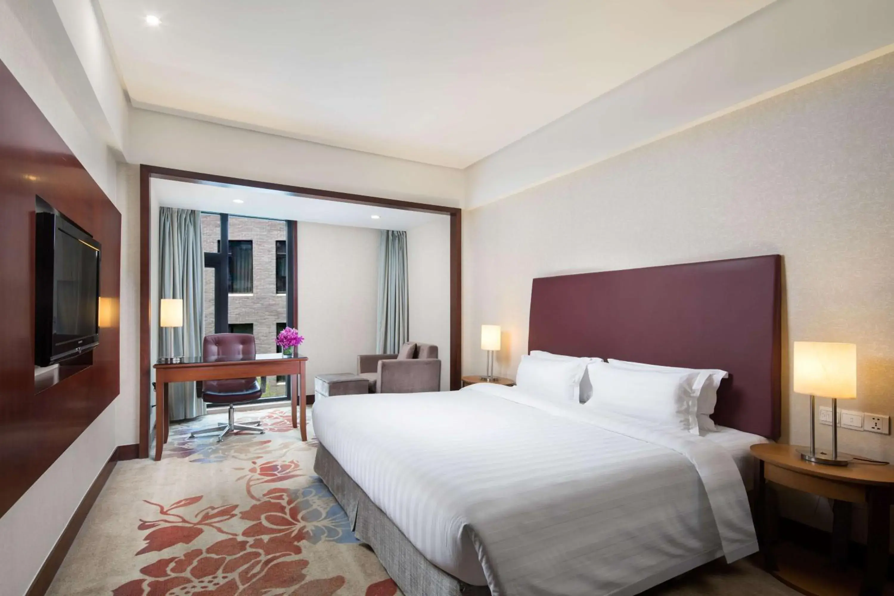 Photo of the whole room, Bed in Ramada by Wyndham Beijing Airport