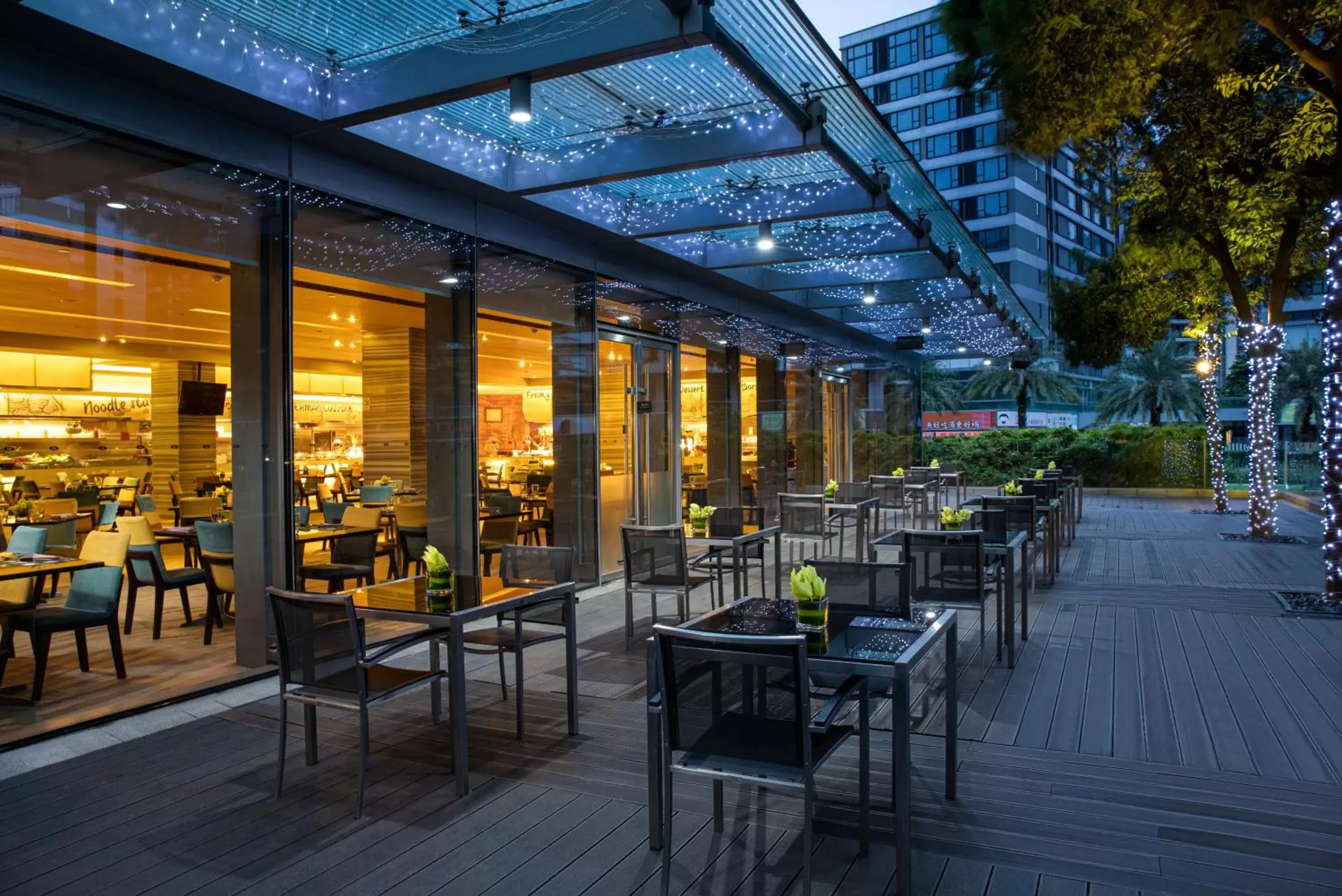 Restaurant/Places to Eat in Crowne Plaza Guangzhou Huadu, an IHG Hotel