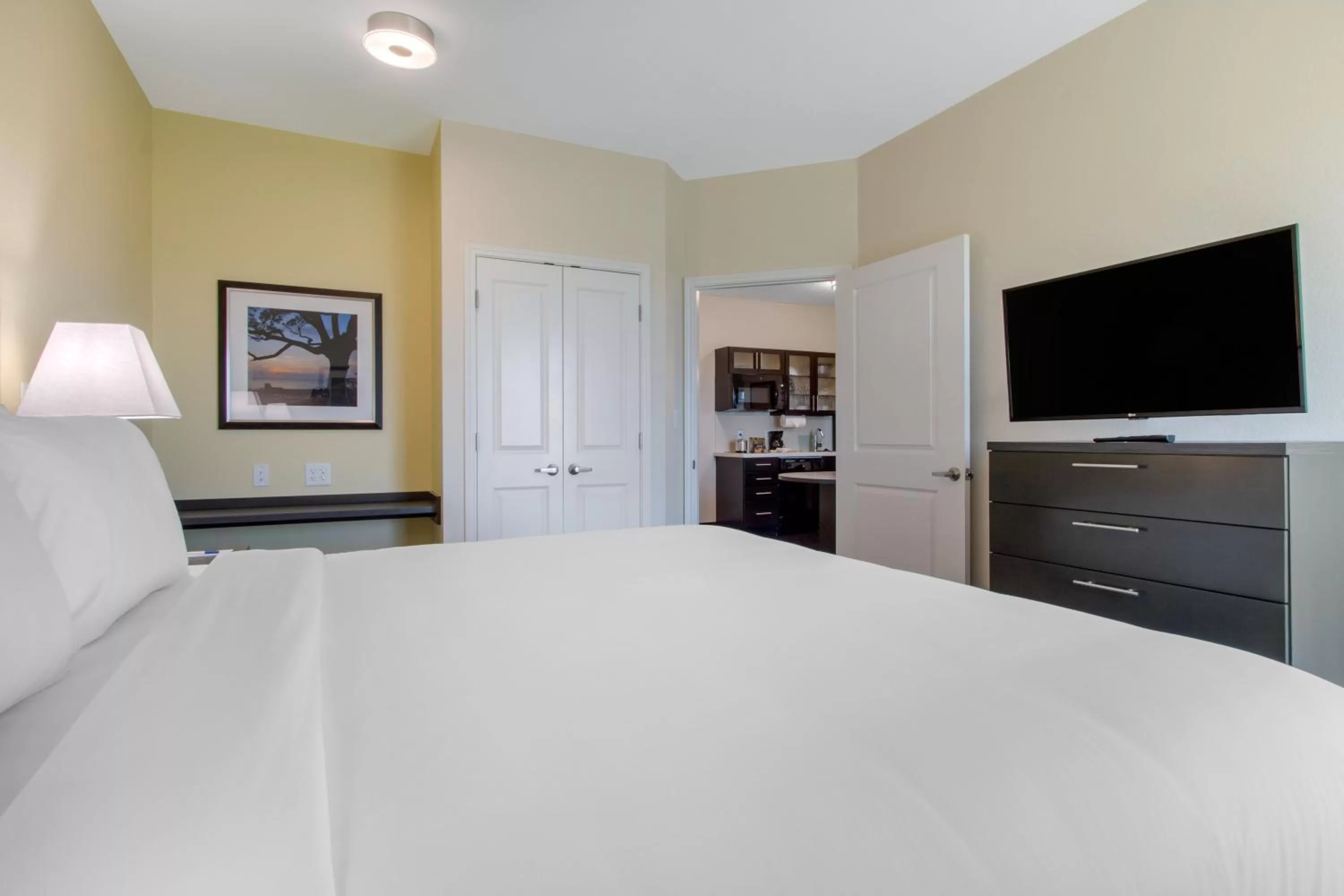 Bedroom, Bed in Candlewood Suites - San Antonio Lackland AFB Area by IHG