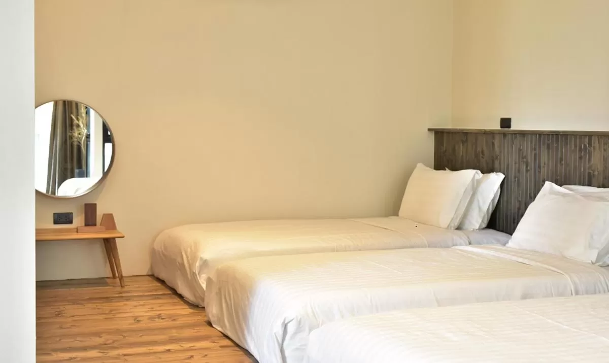 Bedroom, Bed in karaarom hotel