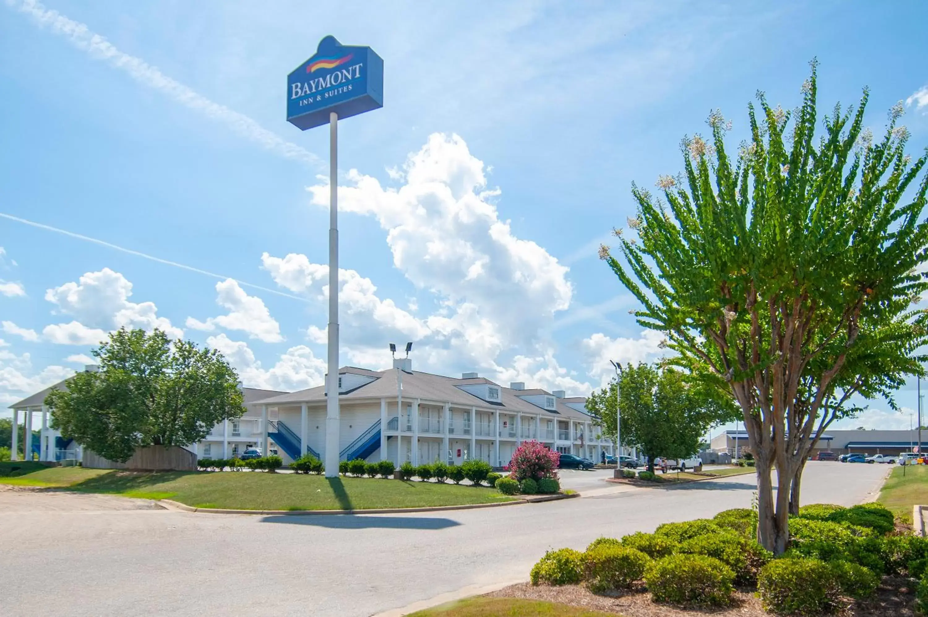 Property Building in Baymont by Wyndham Tuscaloosa