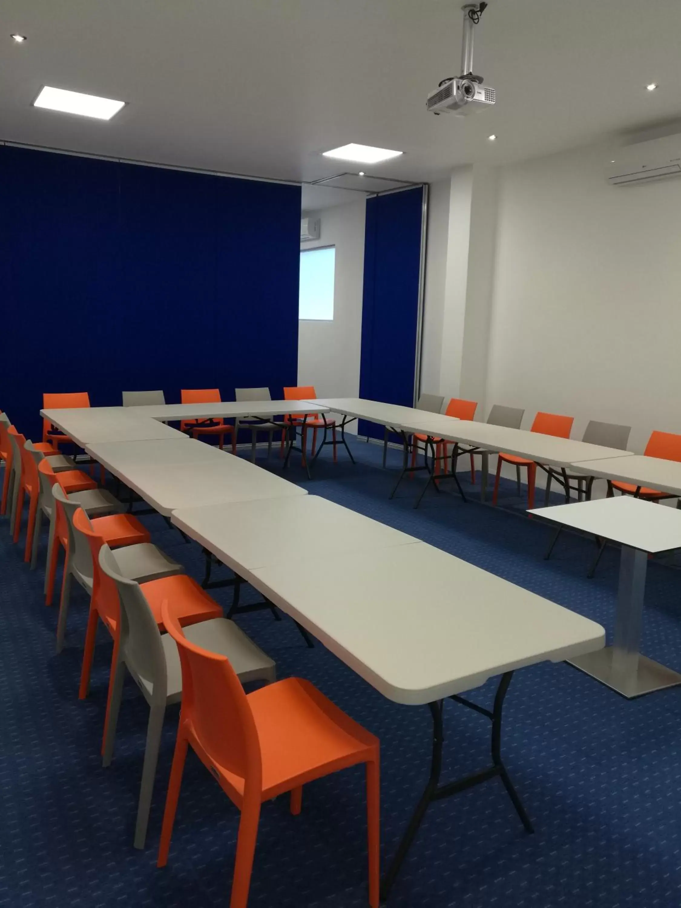 Meeting/conference room in Hotel Star Express Puebla