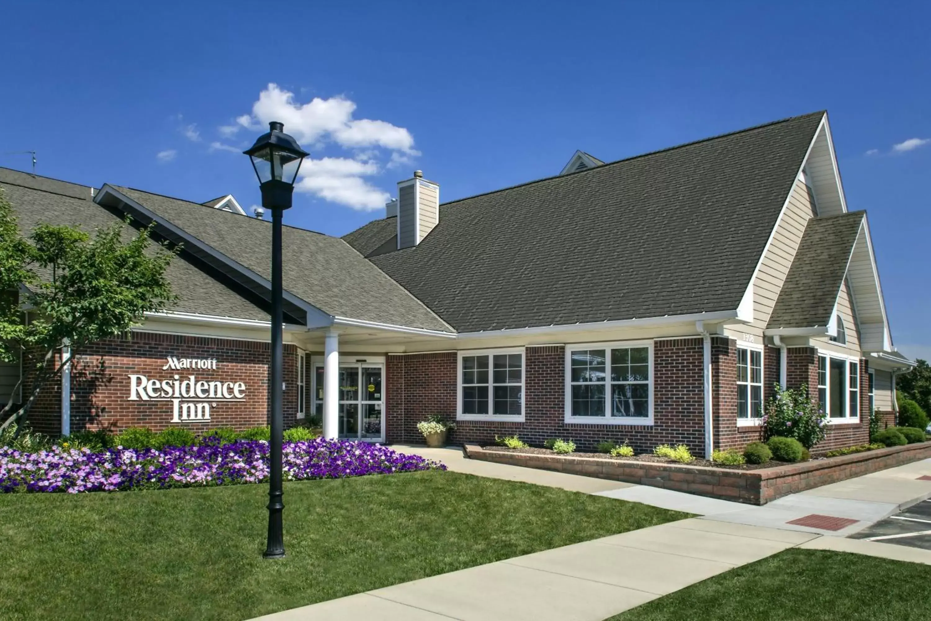 Property Building in Residence Inn Pittsburgh Cranberry Township