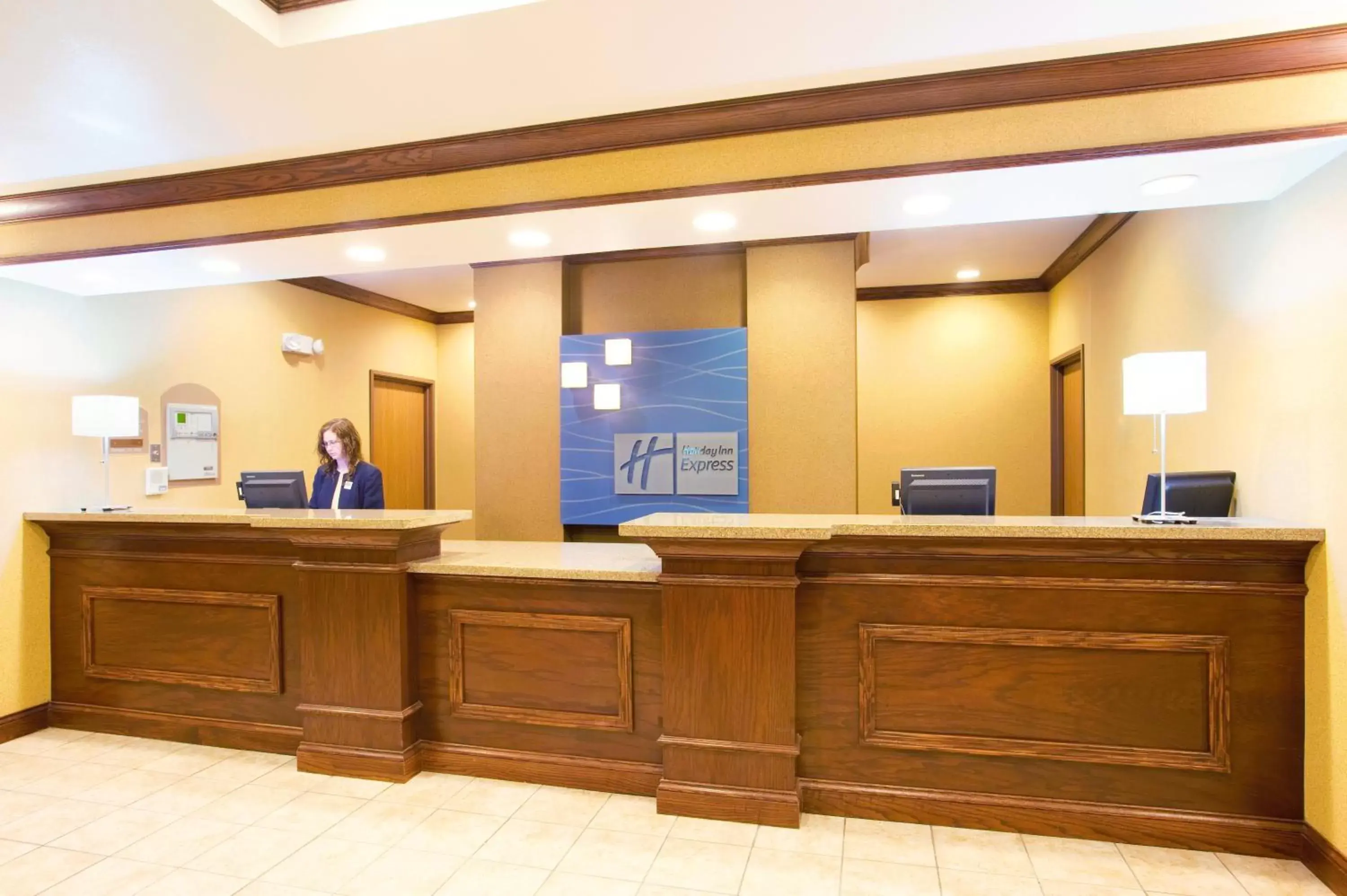 Property building, Lobby/Reception in Holiday Inn Express Hotel & Suites Mattoon, an IHG Hotel